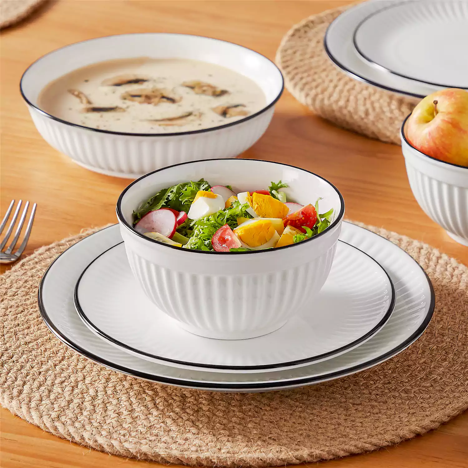 Leila 16 Piece Dinnerware Set - Image 24