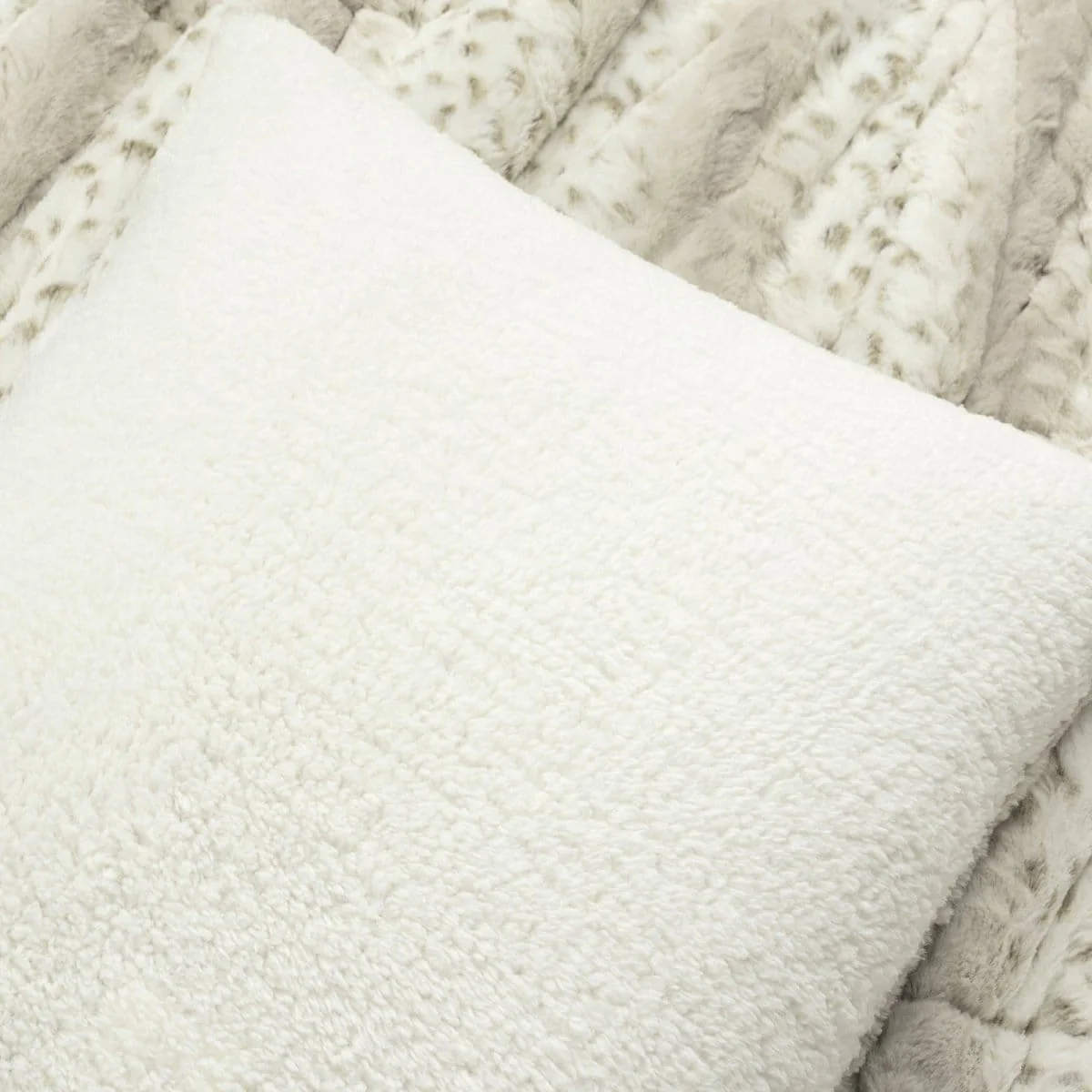Leopard Textured Faux Fur Comforter 3 Piece Set - Image 15