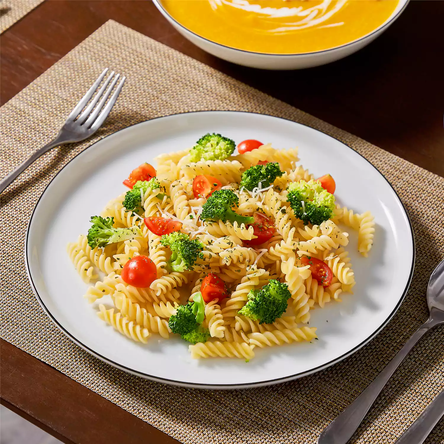 Lexi 16 Piece Dinnerware Set - Image 29