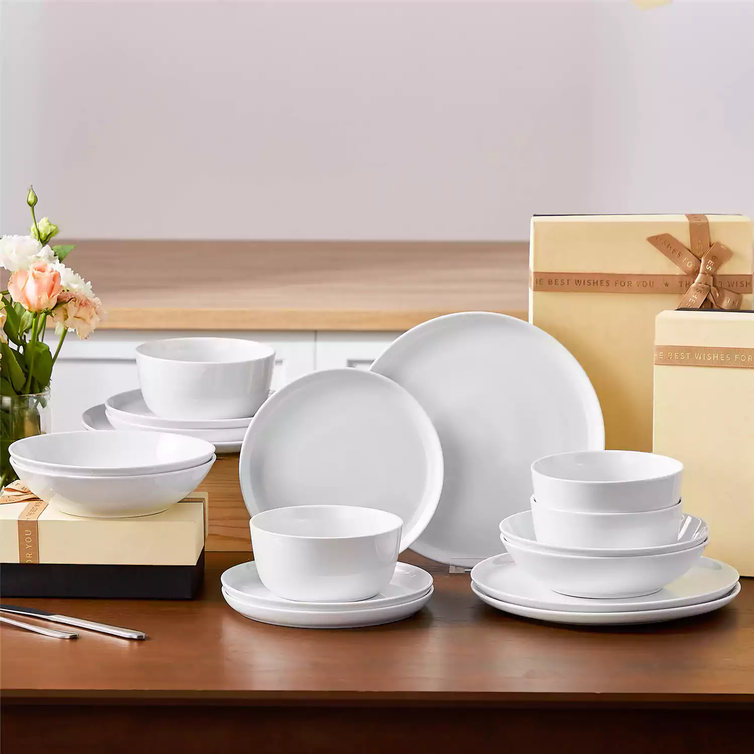 Lexi 16 Piece Dinnerware Set - Image 4