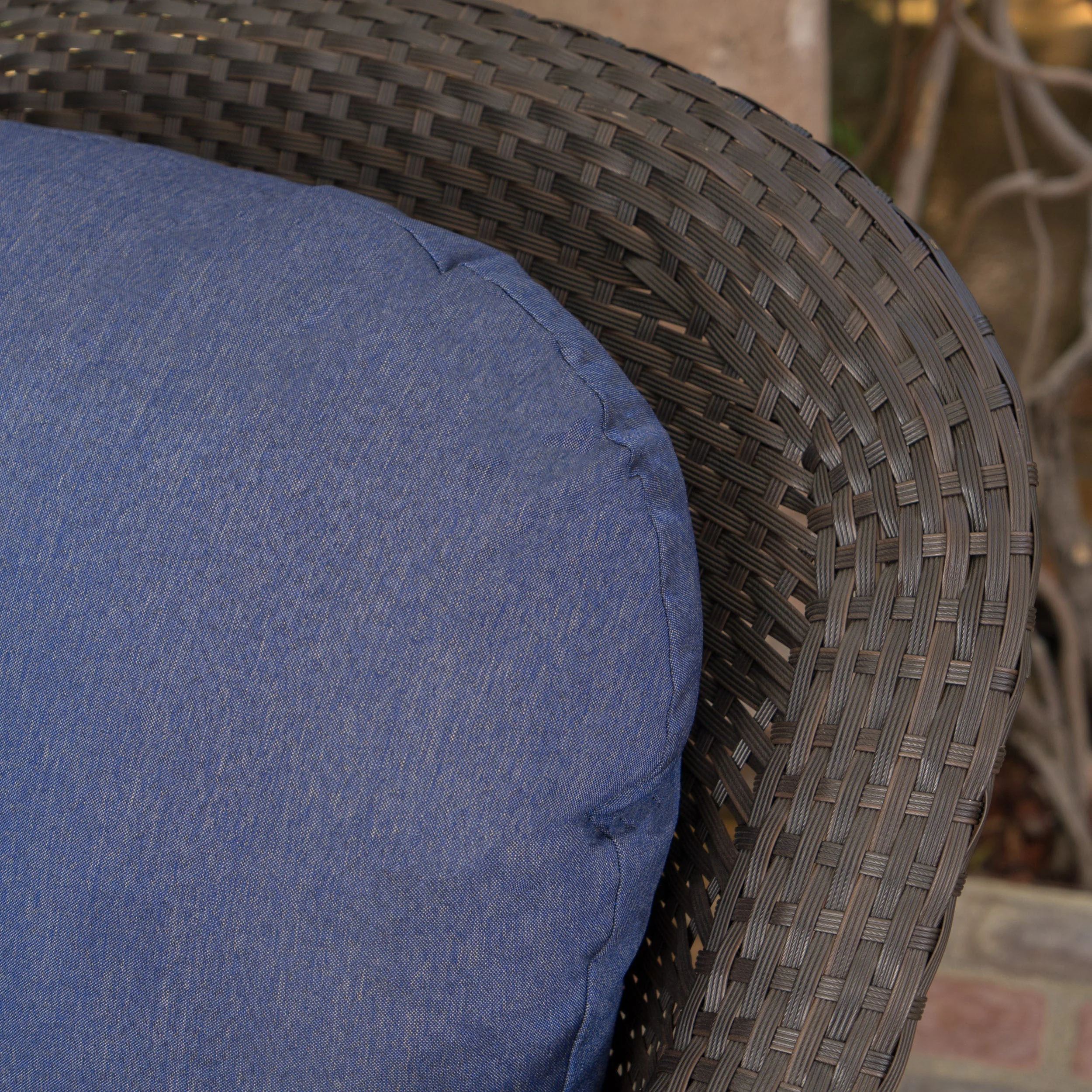 Liam Swivel Club Chair (Set of 2) - Image 3