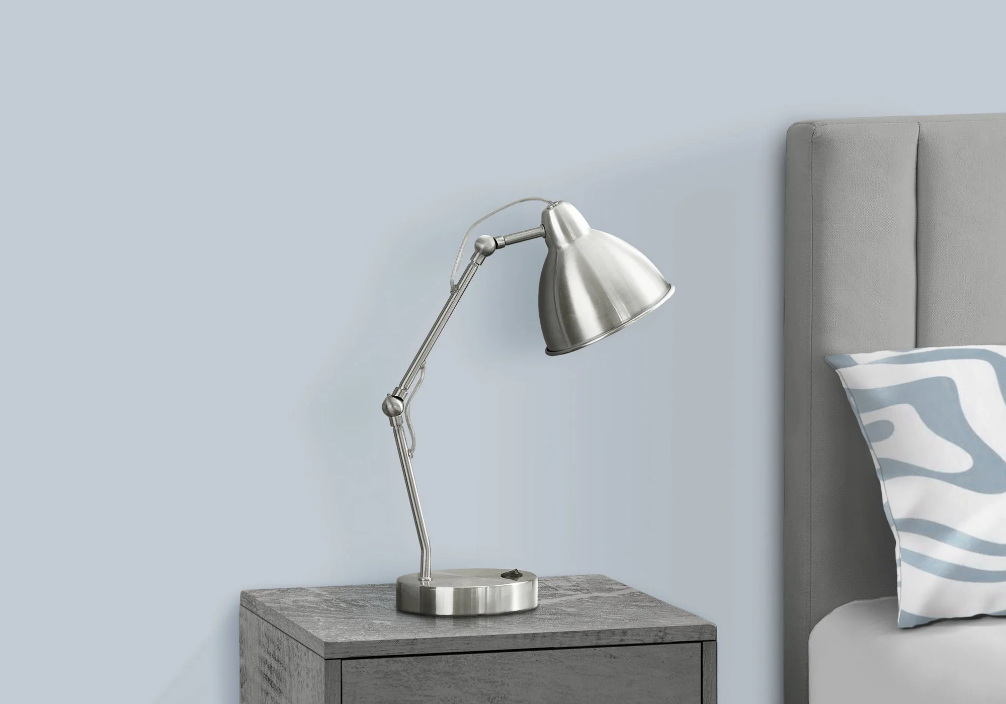 Lighting, Table Lamp, USB Port Included, Nickel Metal, Nickel Shade, Modern - Silver - Image 2