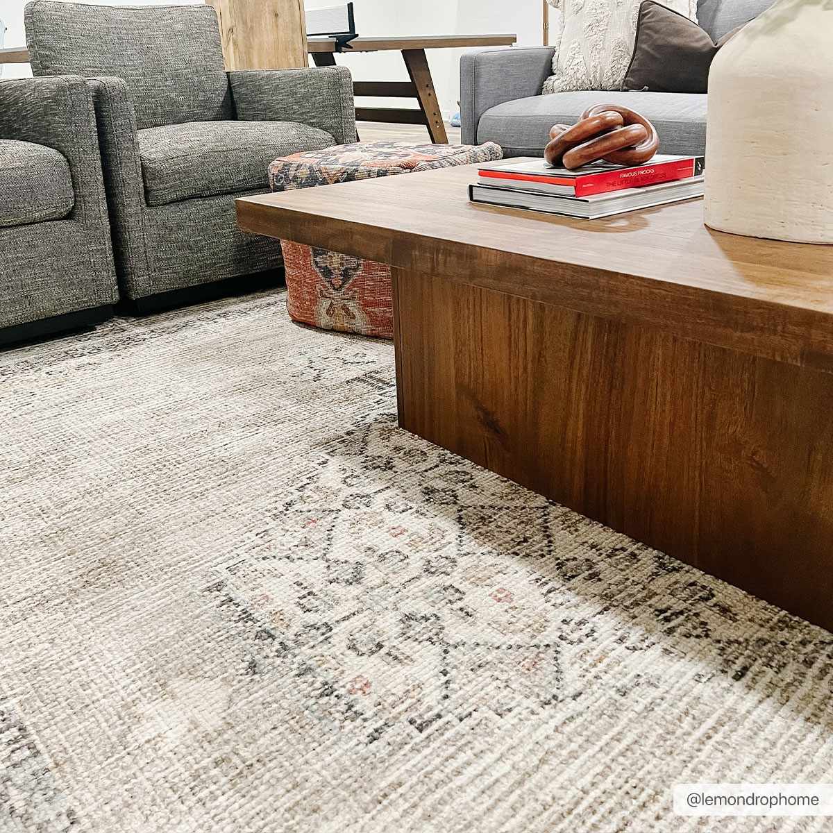 Lila Medallion Off-White Area Rug - Image 4