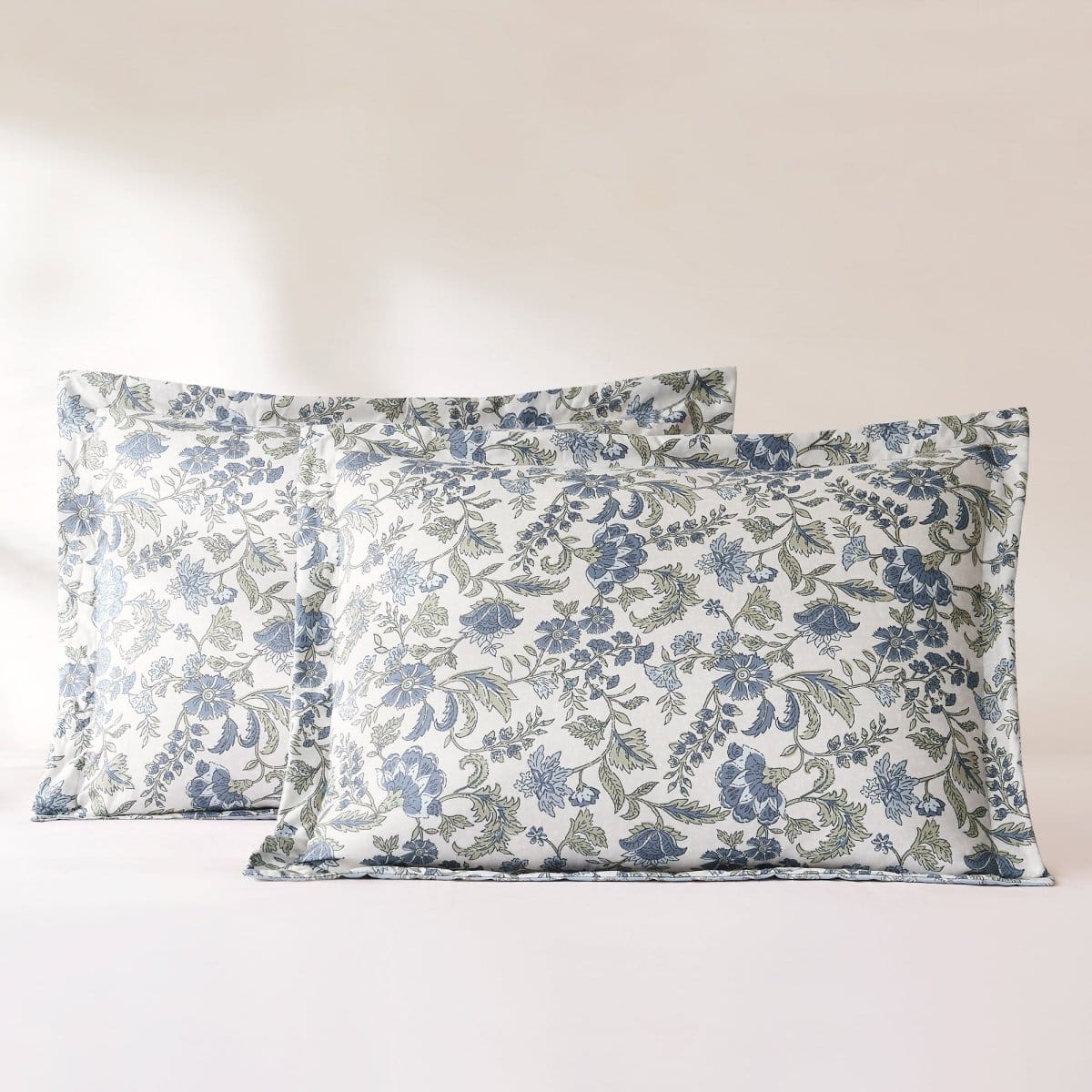 Lillian Block Print Reversible Comforter Set 3Pc - Image 14