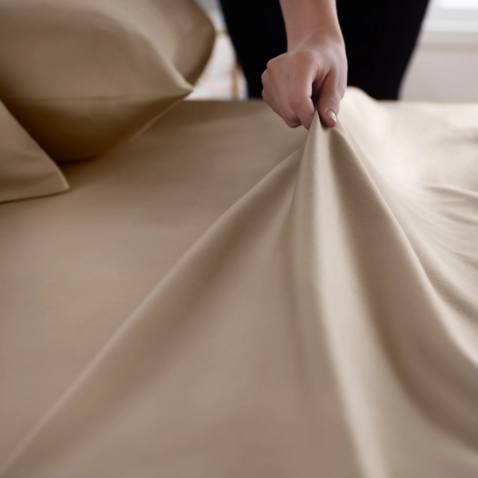 Linenspa 600TC Cotton Blend Twin Sheet Set - Sand - Image 2