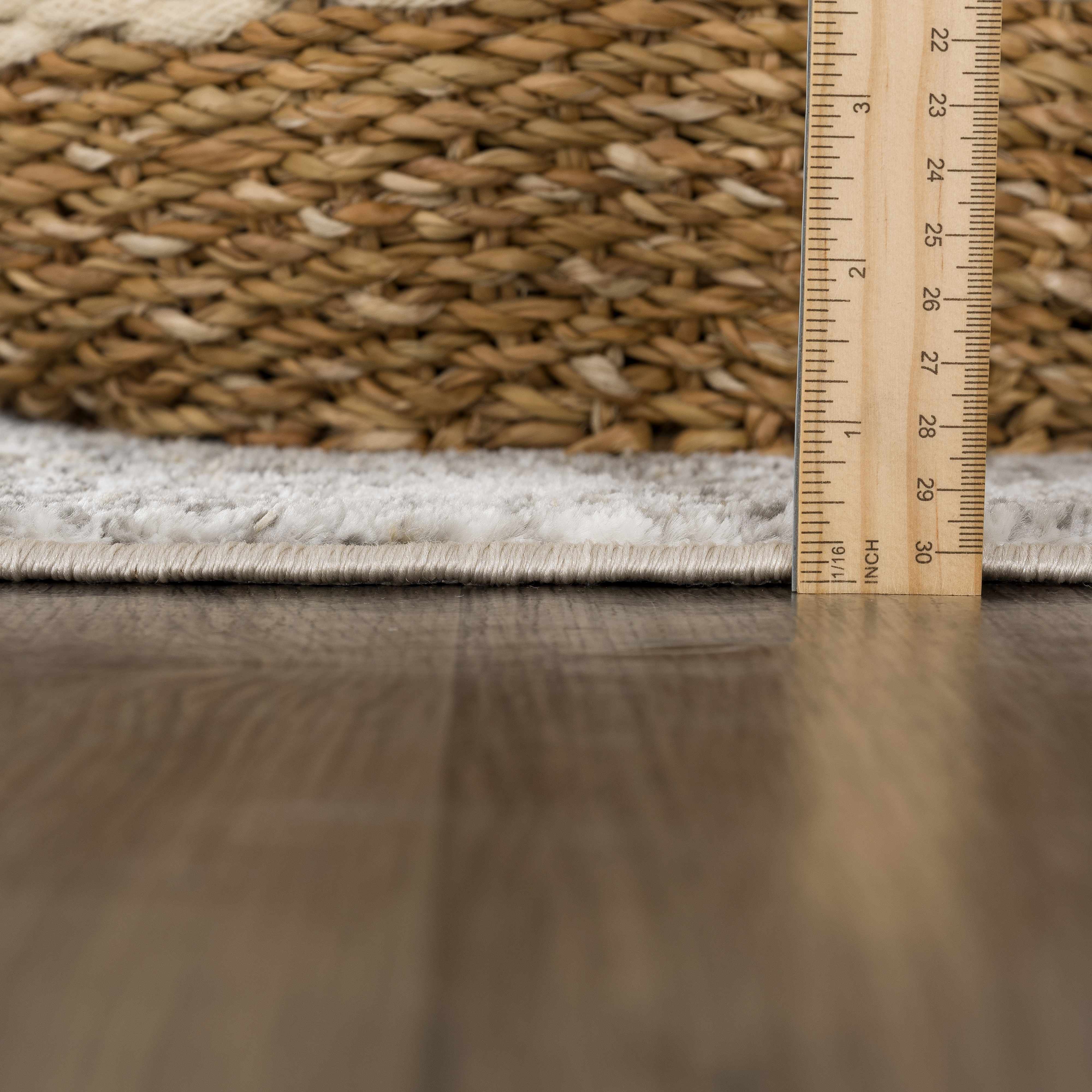 Liveree Abstract  Area Rug - Clearance - Image 11