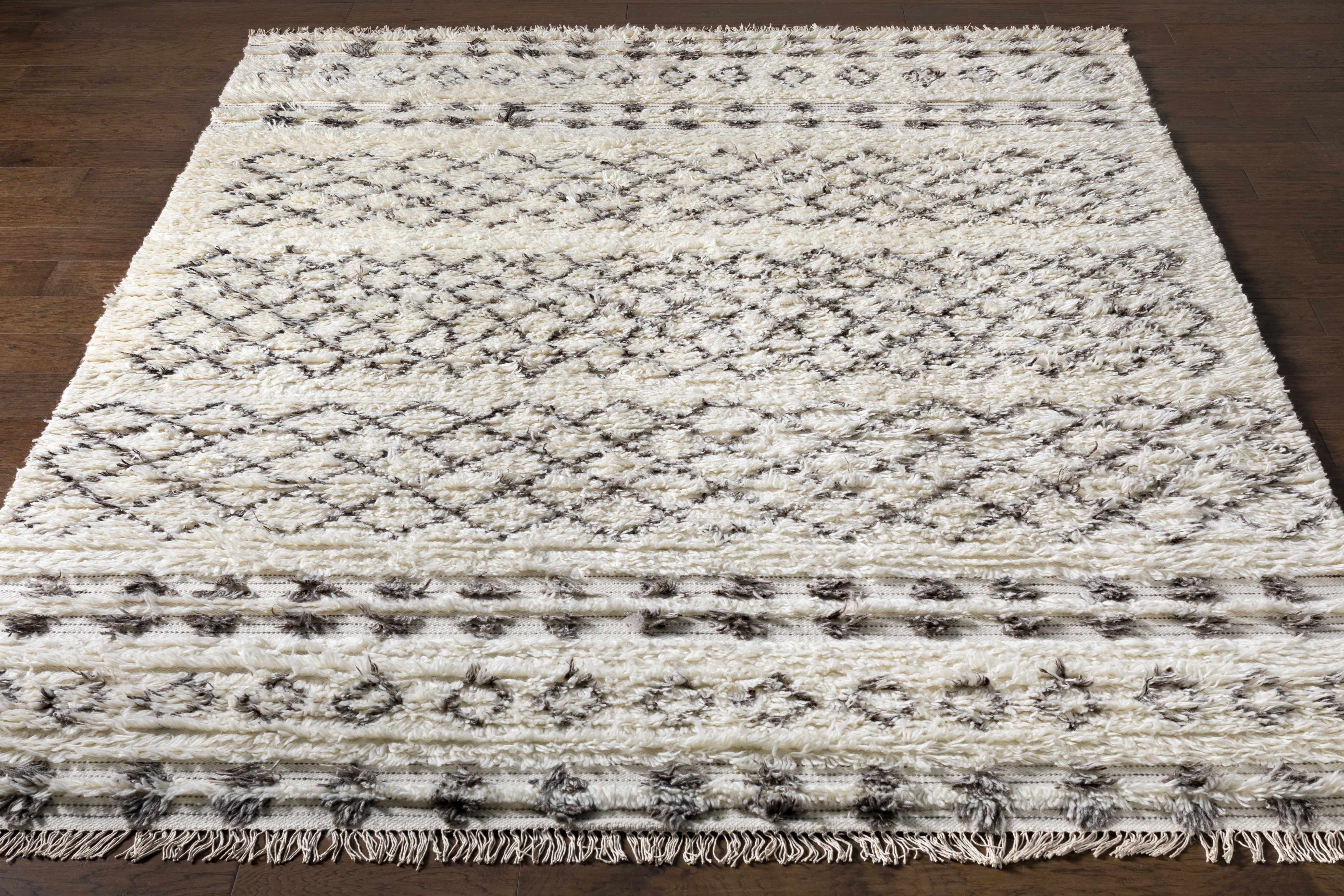 Lochwinnoch Area Rug - Clearance - Image 6