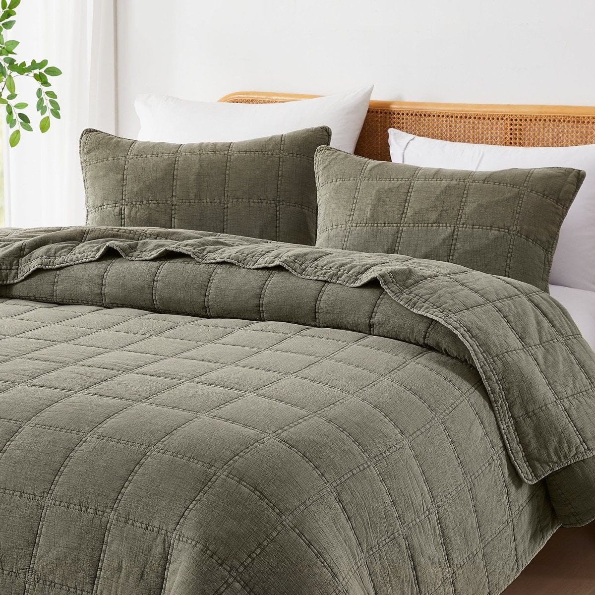 Logan Stone Washed Cotton Quilt 3 Piece Set - Image 3