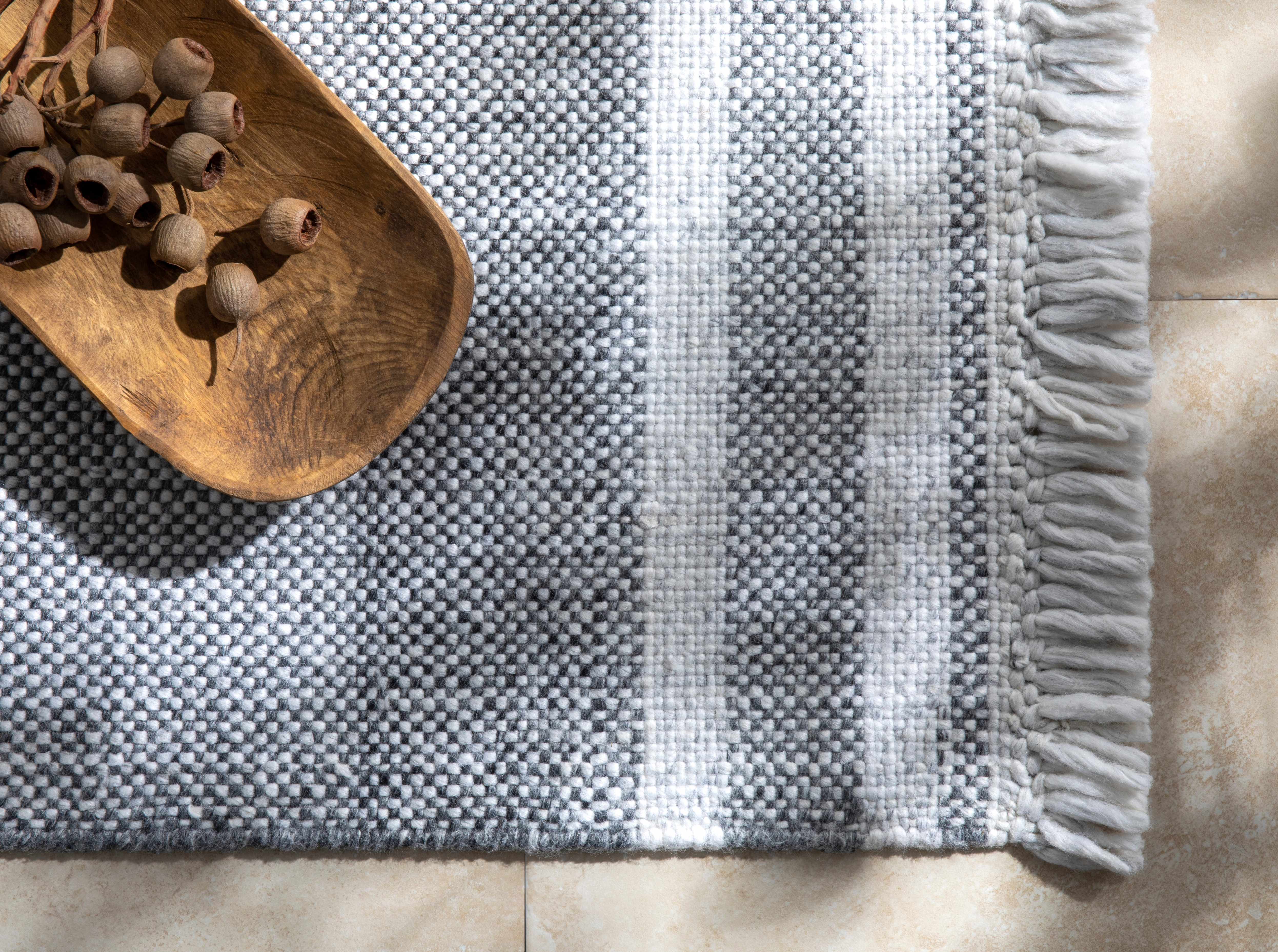 Loic Gray Area Rug - Image 3