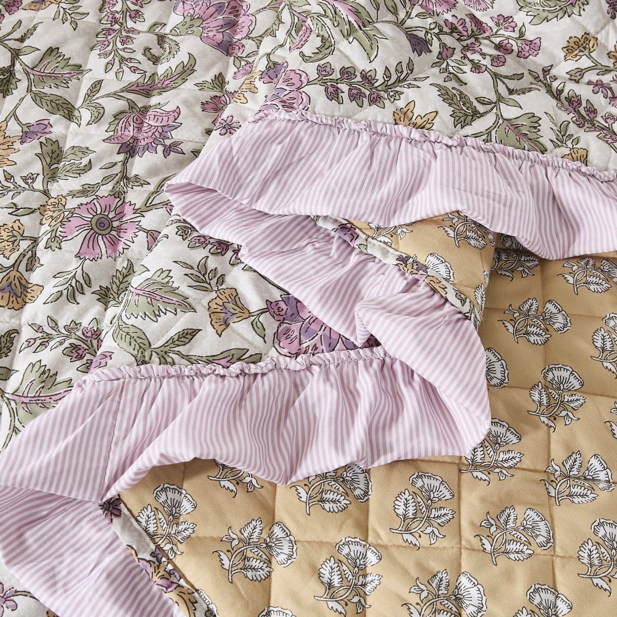 Lola Block Print Ruffle Reversible Floral Quilt Set - Image 15