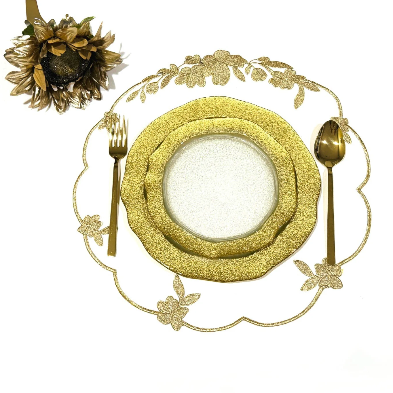 LOTUS WHITE GOLD ROUND FAUX LEATHER PLACEMAT - Image 3