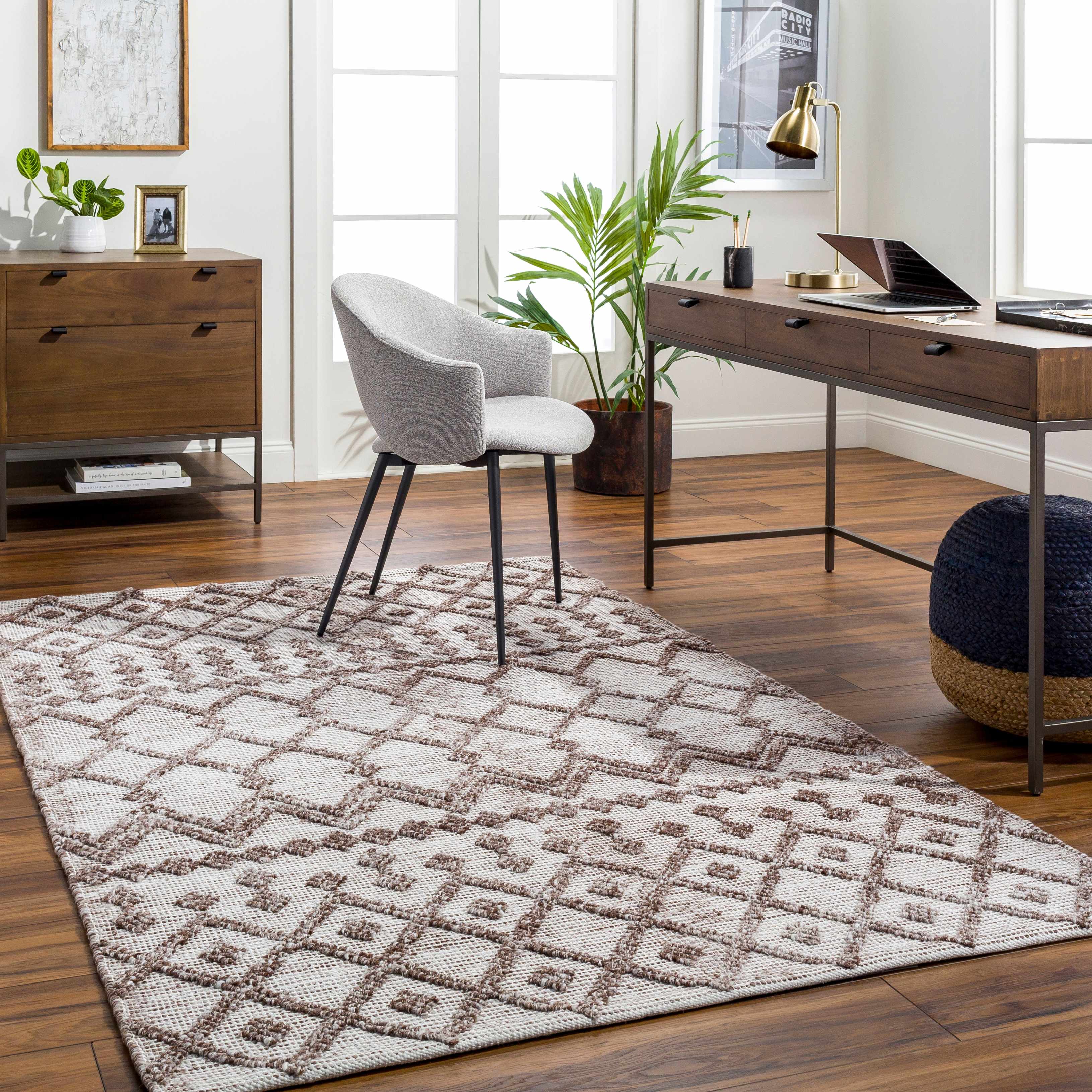 Luce Area Rug - Image 2