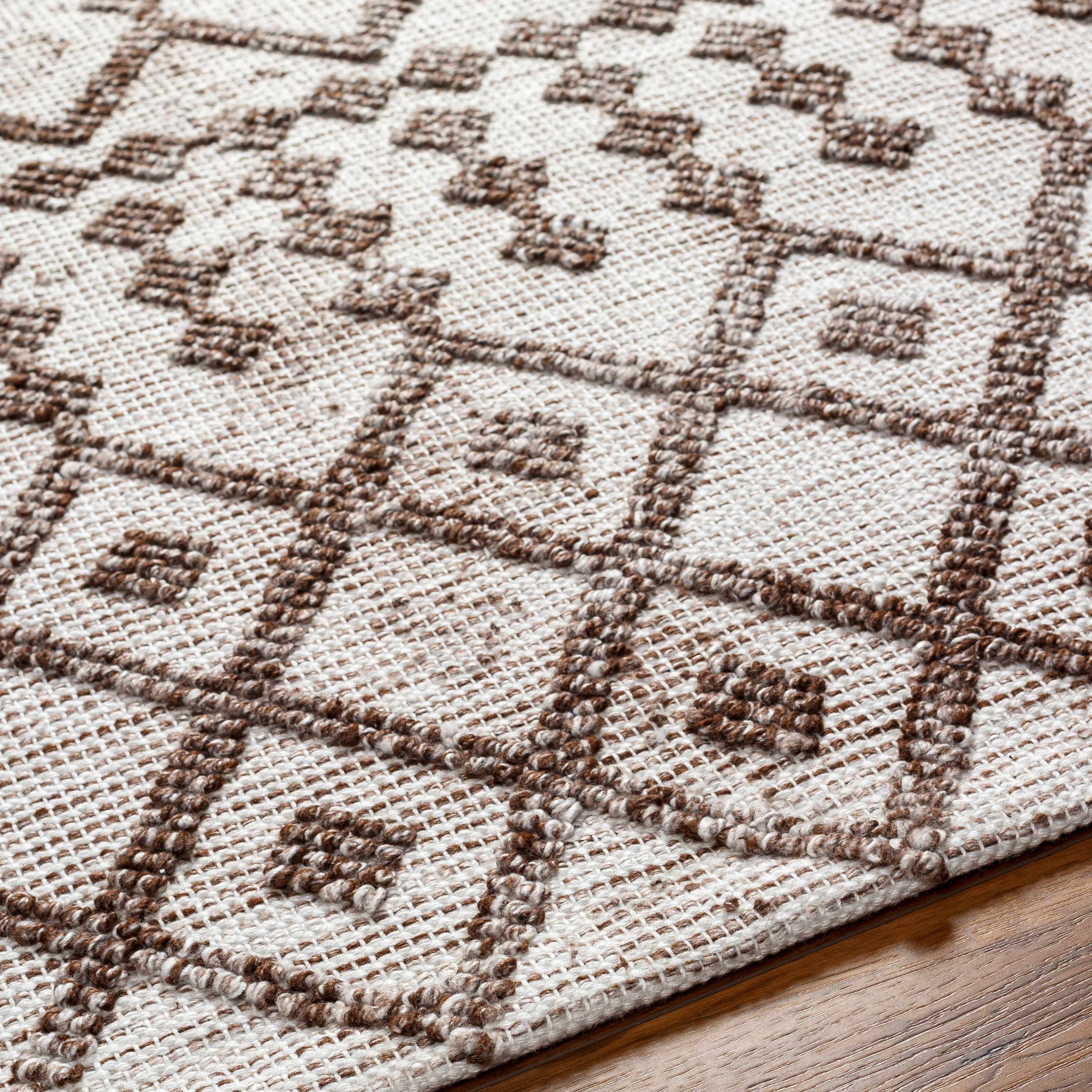 Luce Area Rug - Image 8