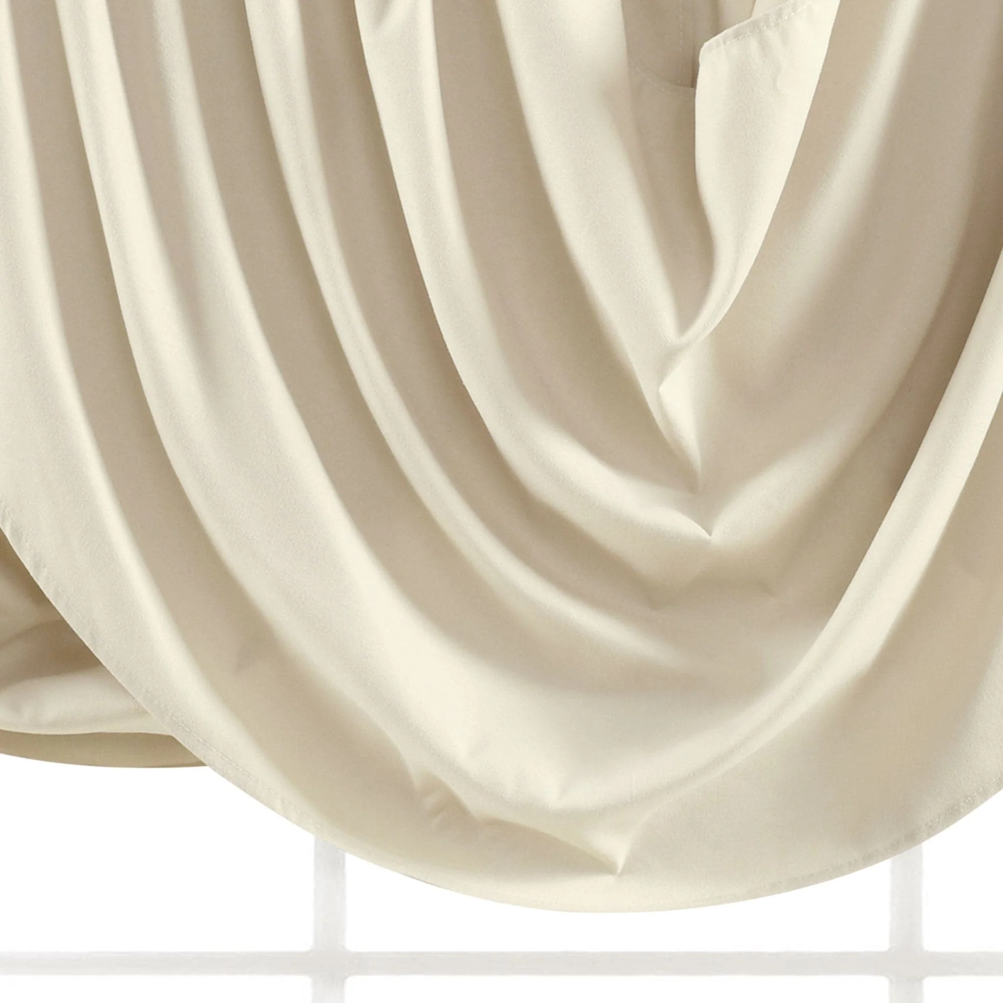Lucia Valance - Image 19