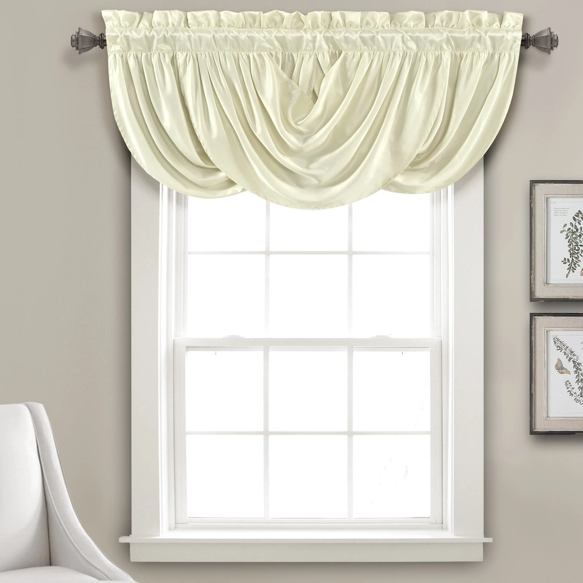 Lucia Valance - Image 2