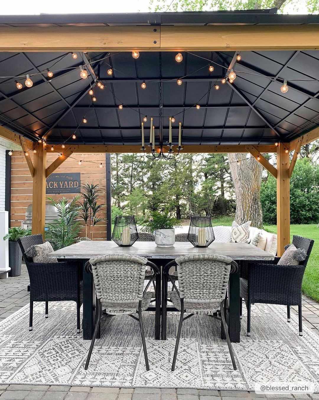 Luddenham Textured Outdoor Rug - Clearance - Image 5