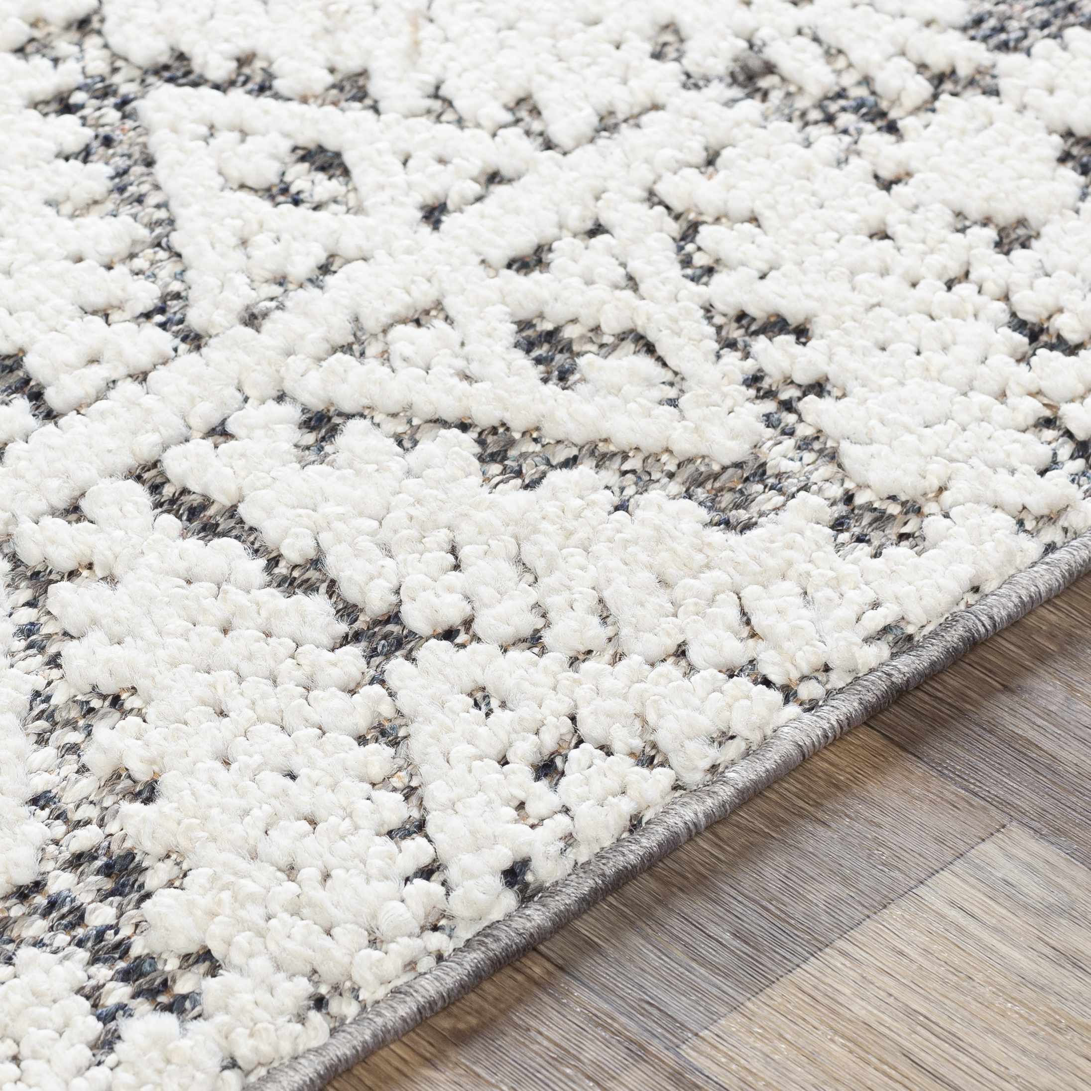 Luddenham Textured Outdoor Rug - Clearance - Image 7