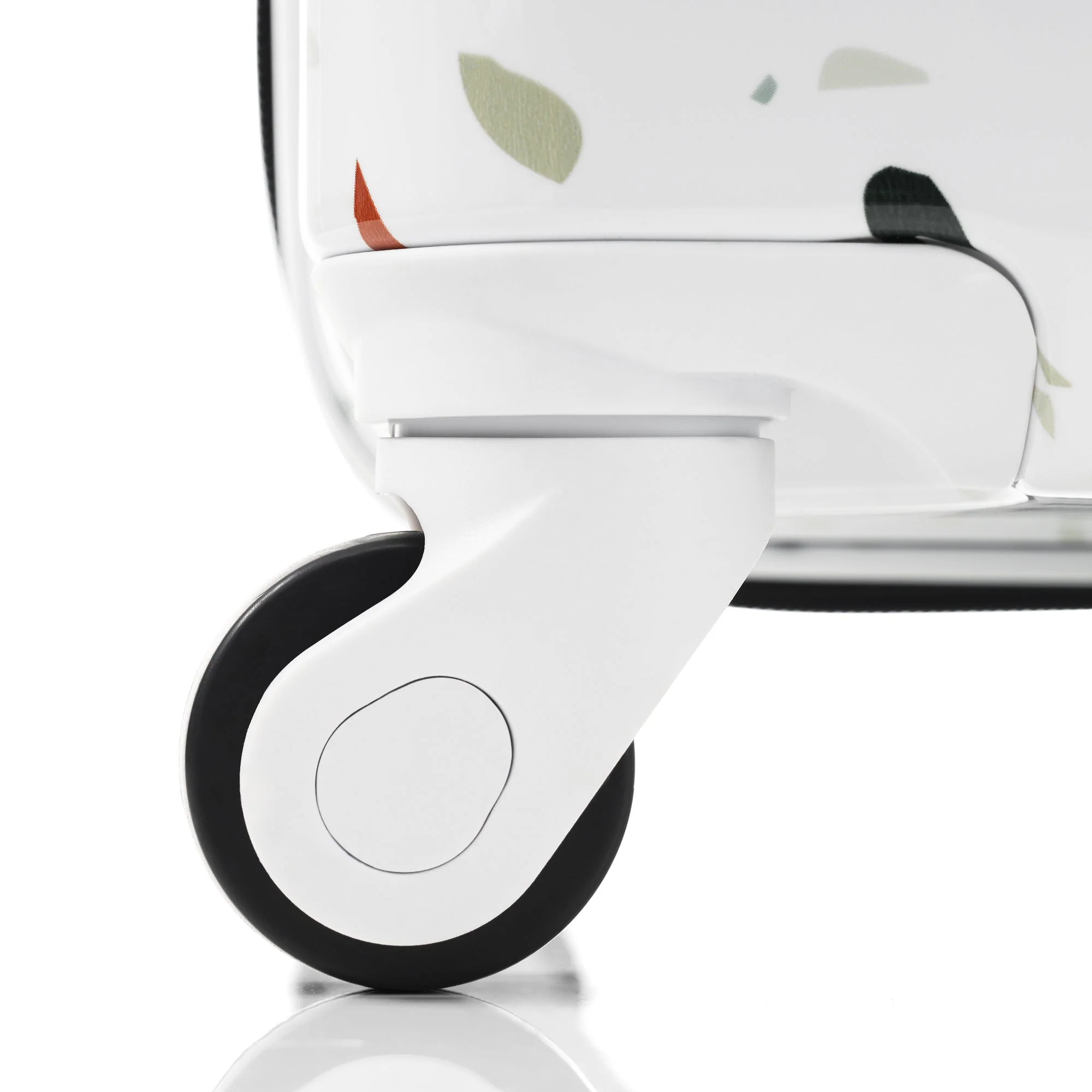 Luggage Set of 3 with USB Port and Spinner Wheels - Image 11