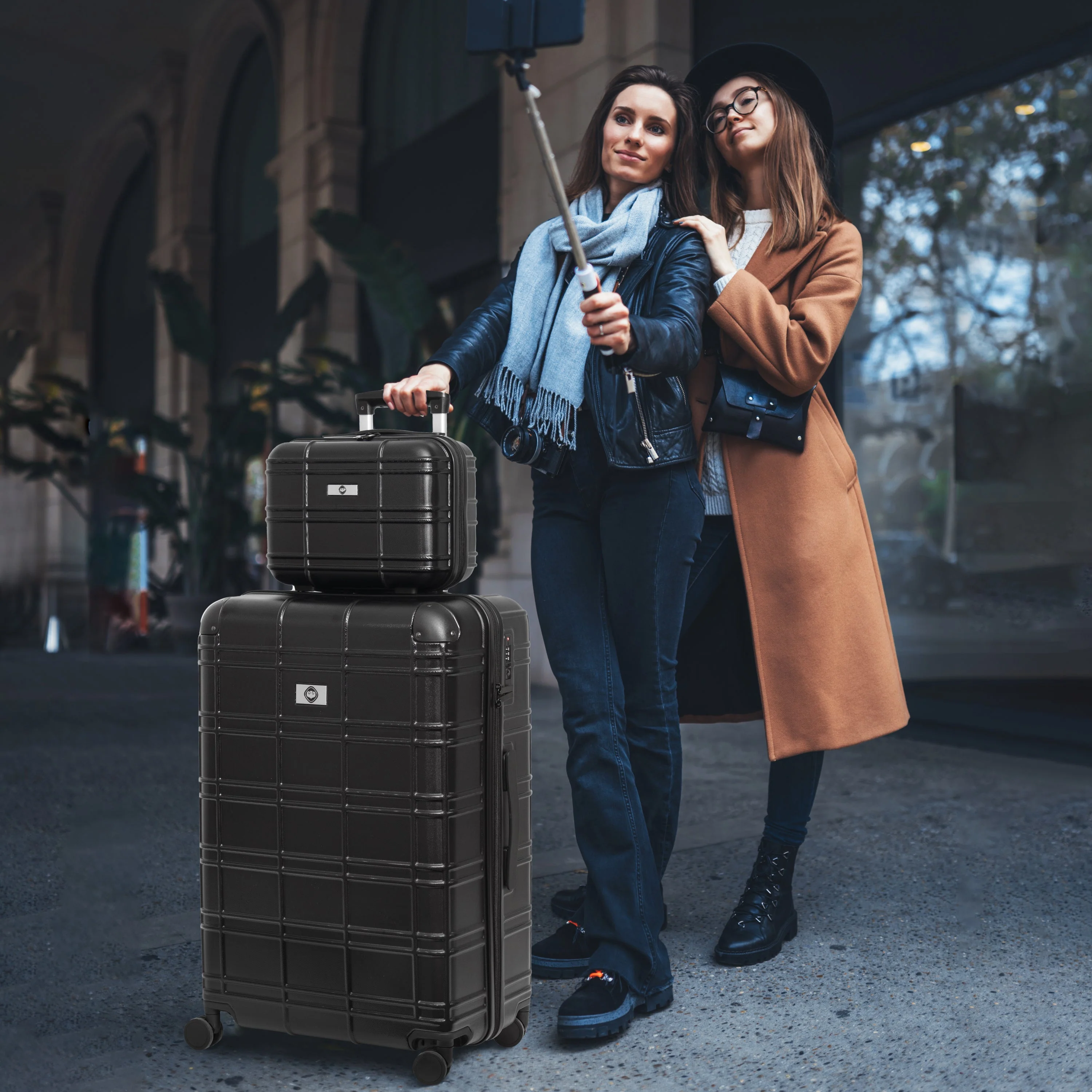 Luggage Sets ABS+PC Hardshell 4pcs Lightweight Durable Suitcases - Image 8