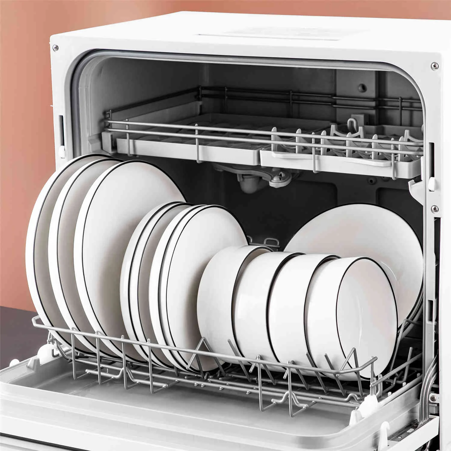 Luna 16 Piece Dinnerware Set - Image 23