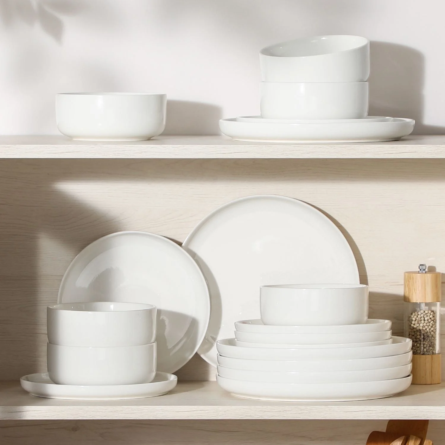 Luna 18 Piece Dinnerware Set for 6 - Image 10