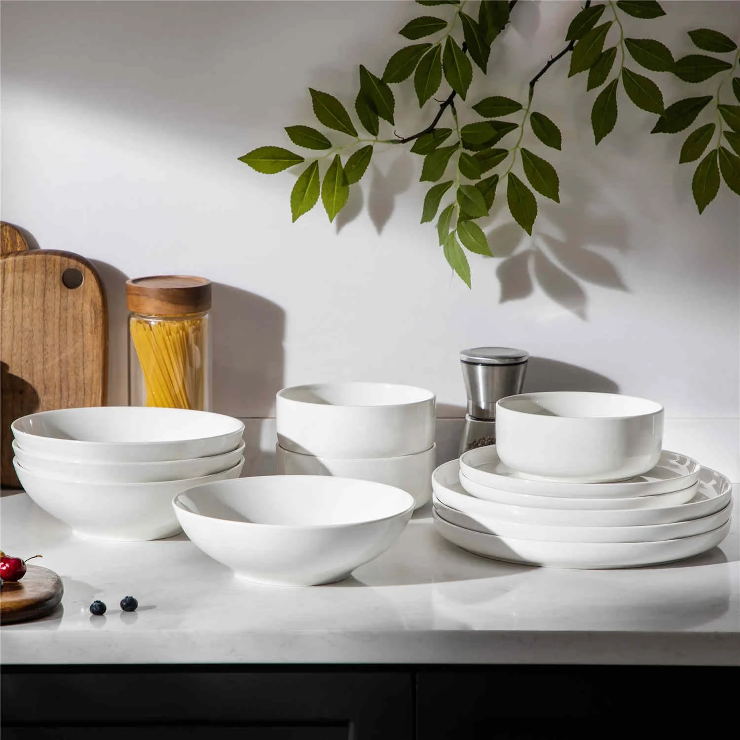 Luna 24 Piece Dinnerware Set - Image 3