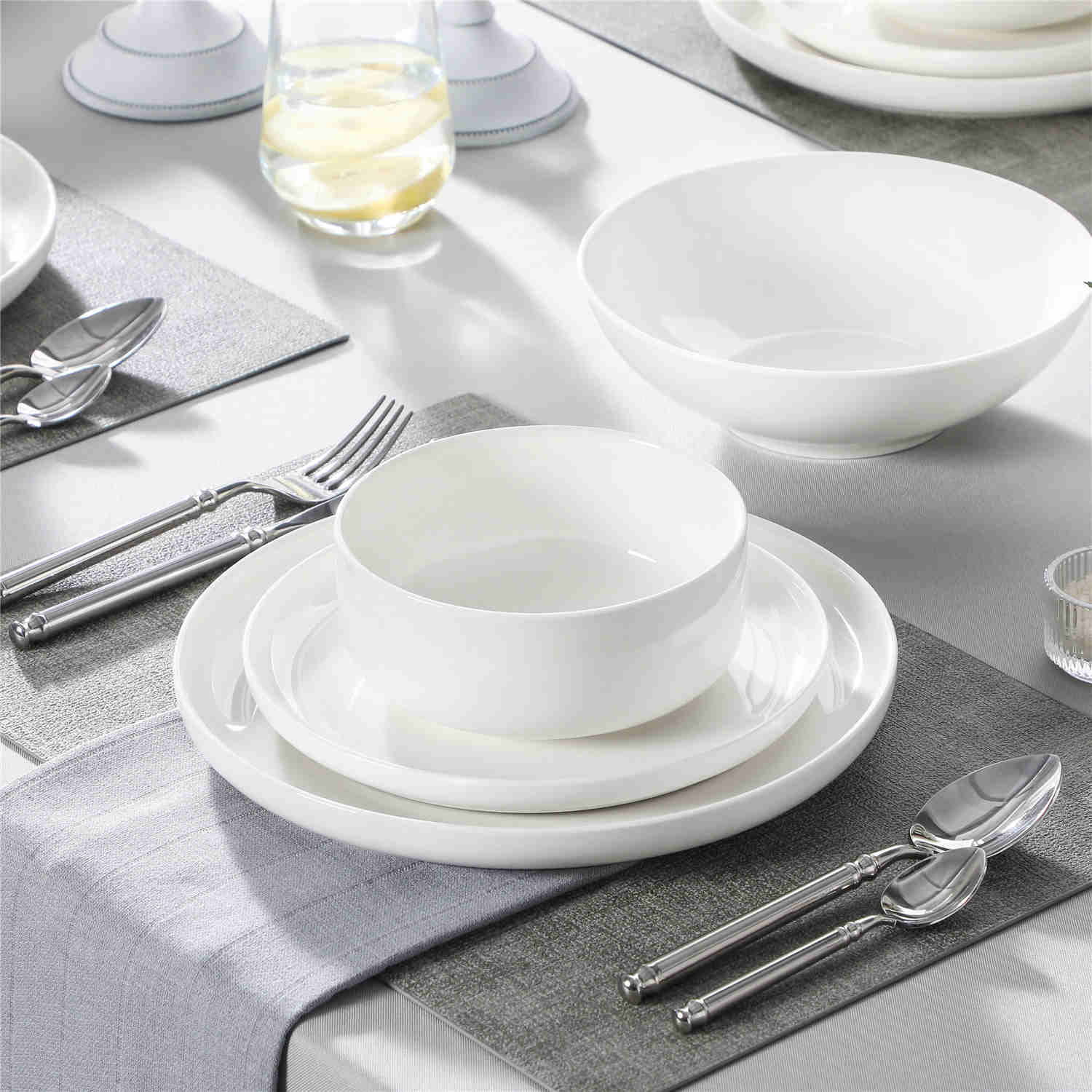 Luna 24 Piece Dinnerware Set - Image 4