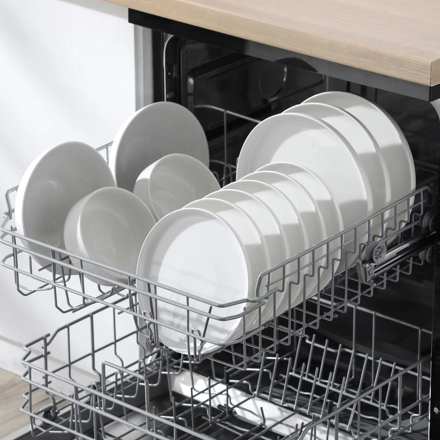 Luna 24 Piece Dinnerware Set for 6 - Image 7