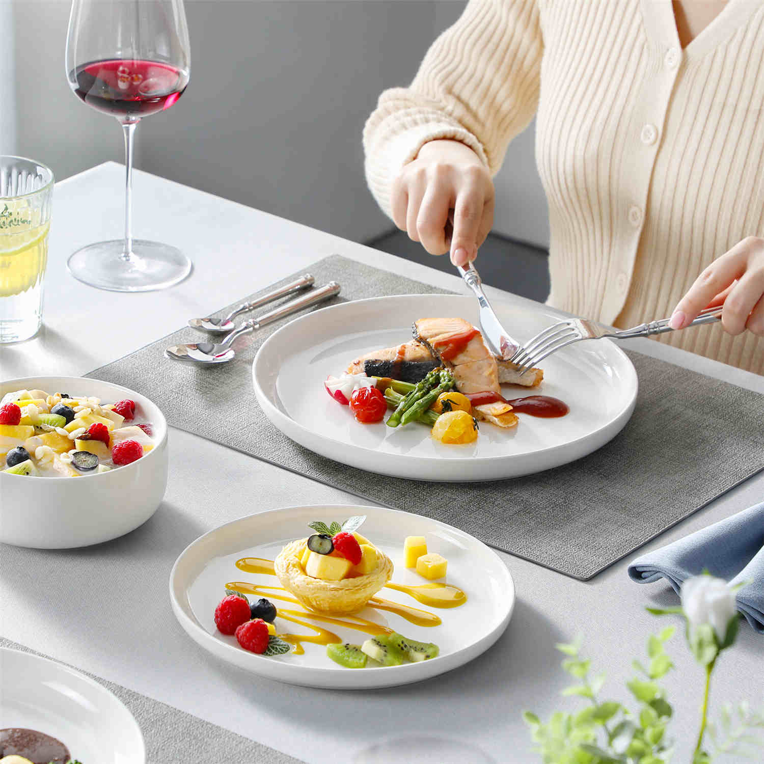 Luna Marble Grey 18 Piece Dinnerware Set - Image 13