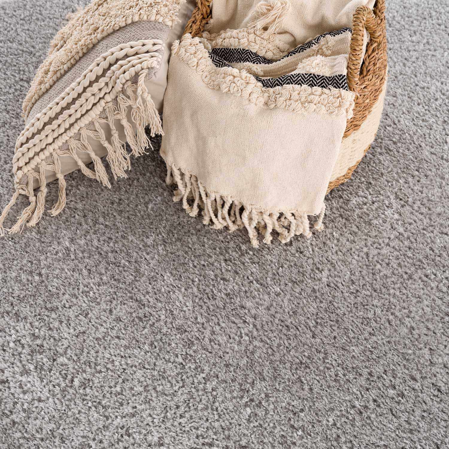 Lunaro Gray Subtle Wavy Abstract Modern Minimalist Polyester Machine Woven Area Rug - Clearance - Image 14