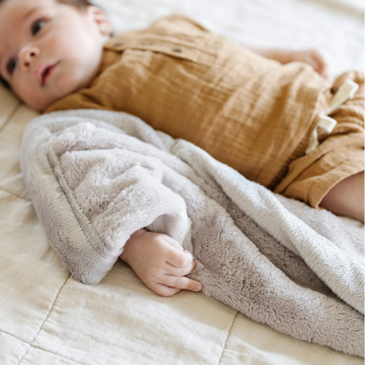 Lush Mini Blankets by Saranoni - Image 9