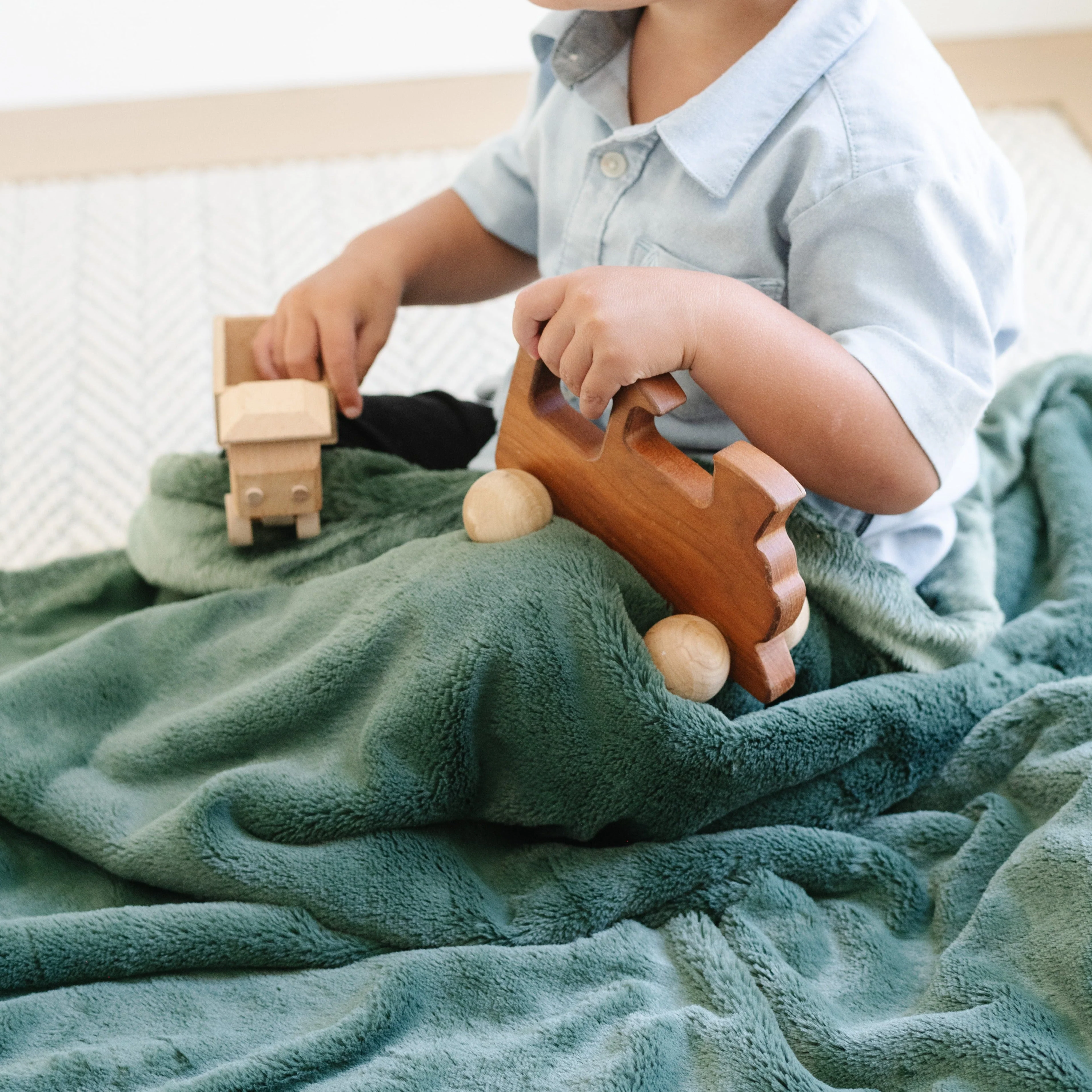 Lush Receiving Blanket 30x40 Inch by Saranoni - Image 53