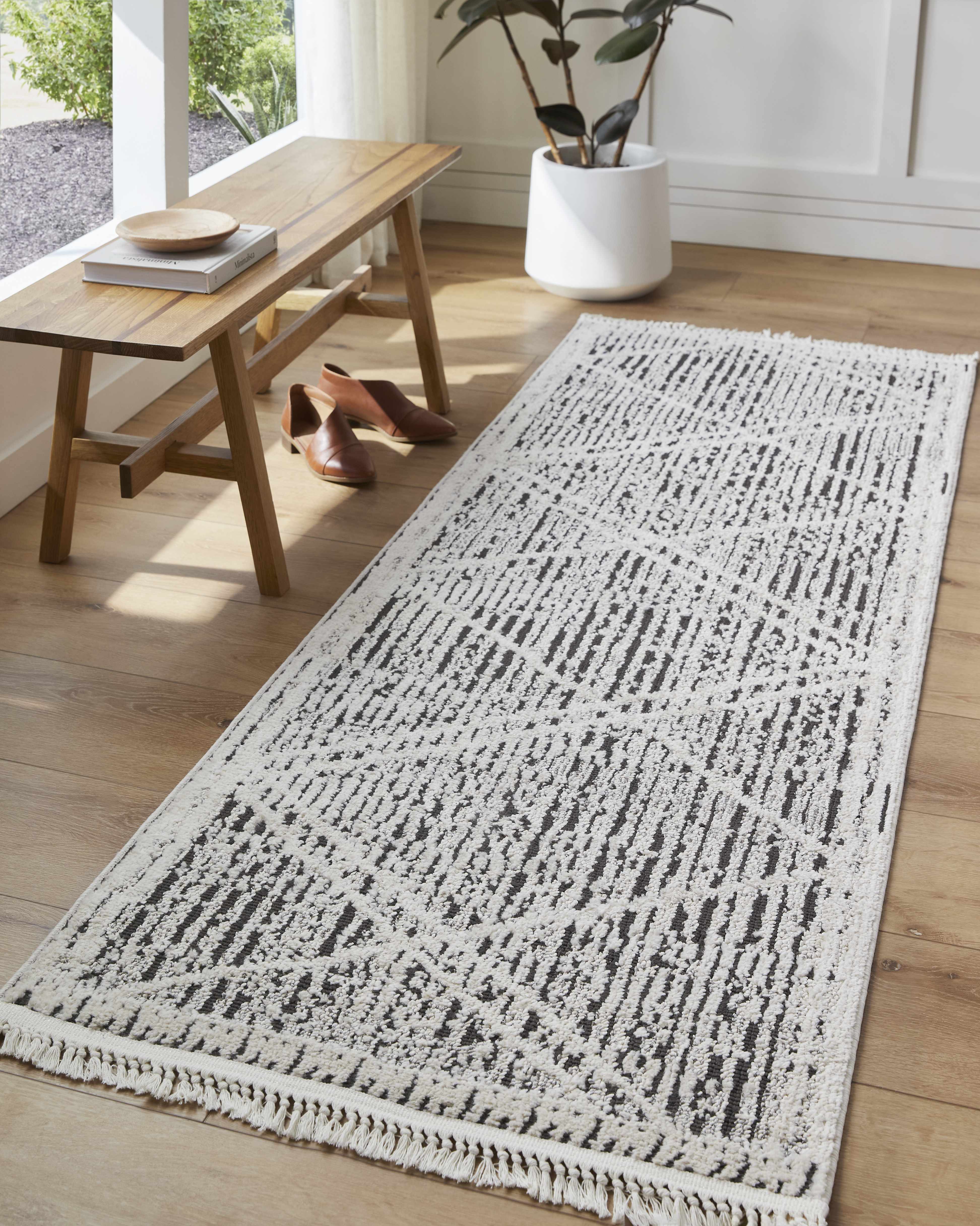 Luuk Area Rug - Image 3