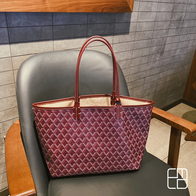 Luxury Women’s Tote Bag Large Capacity Shoulder Handbag for Work Travel - Image 2