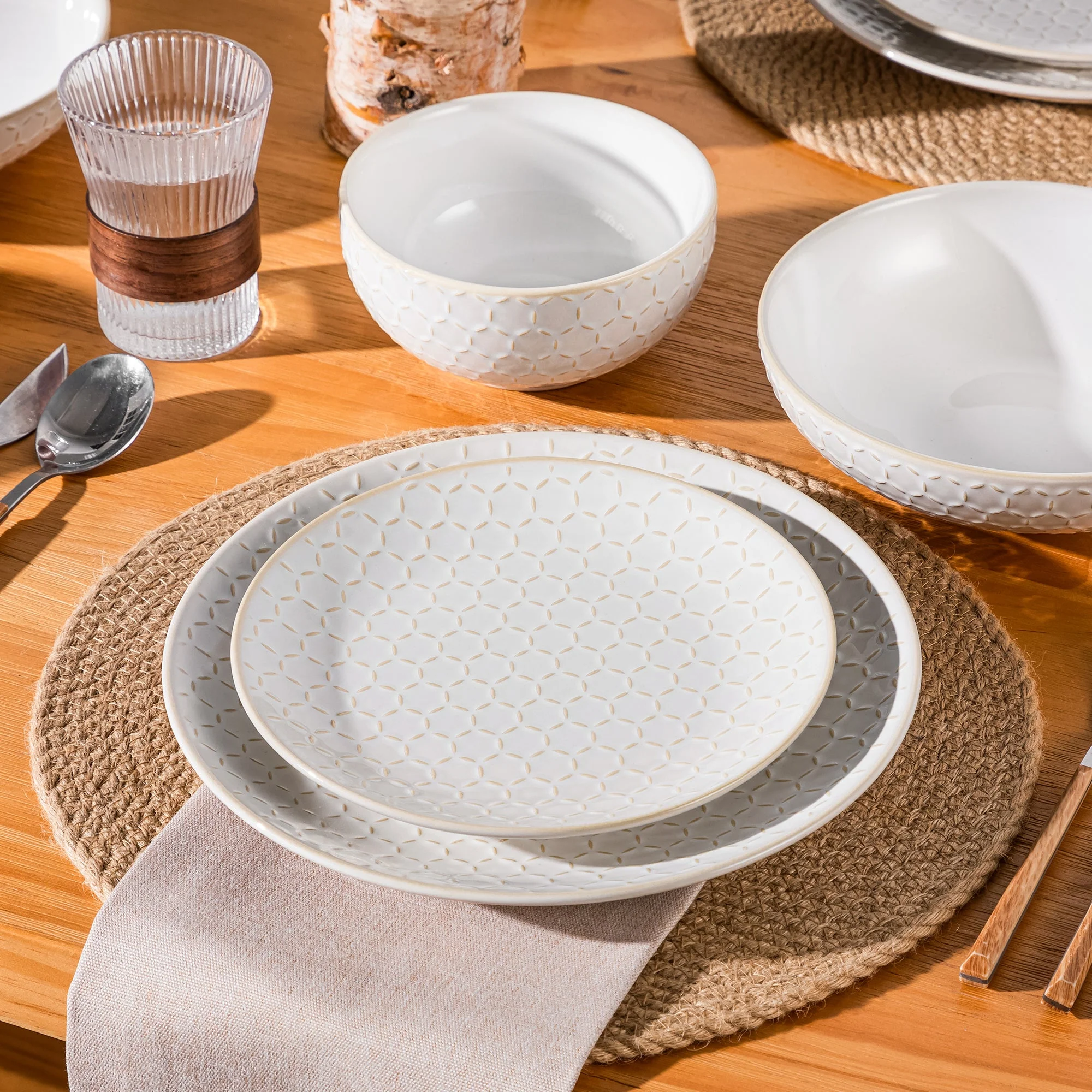 Lydia 16 Piece Antique White Dinnerware Set - Image 26