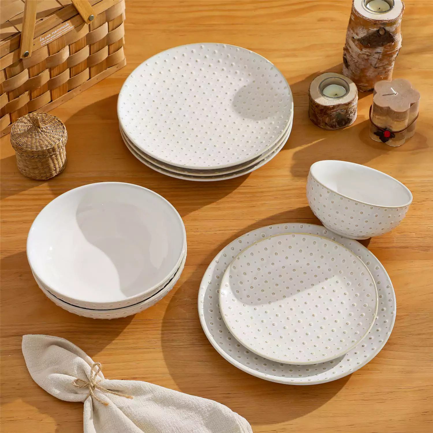 Lydia 16 Piece Antique White Dinnerware Set - Image 62