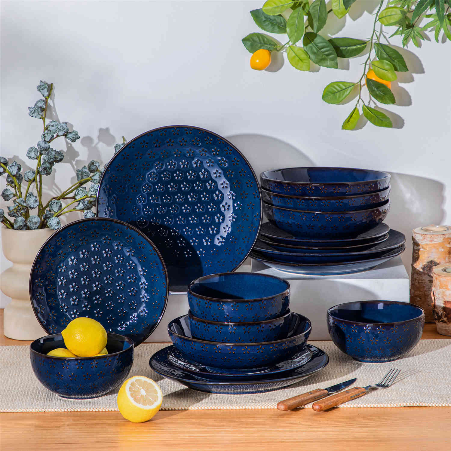 Lydia 16 Piece Starry Blue Dinnerware Set - Image 11