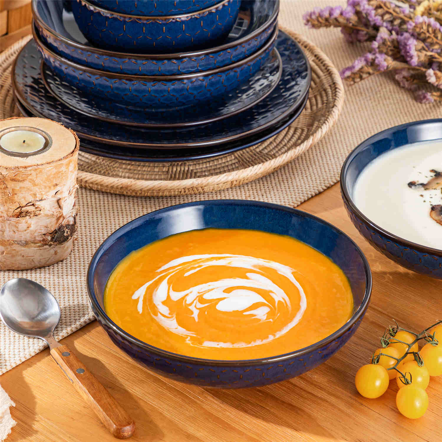 Lydia 16 Piece Starry Blue Dinnerware Set - Image 23