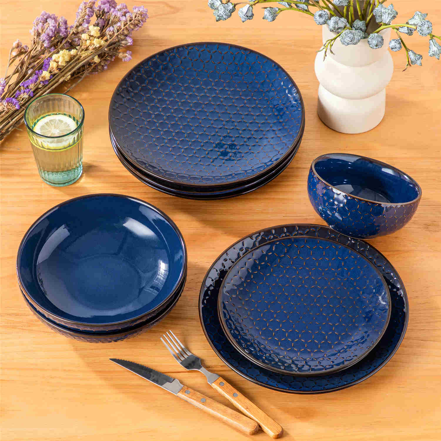 Lydia 16 Piece Starry Blue Dinnerware Set - Image 26