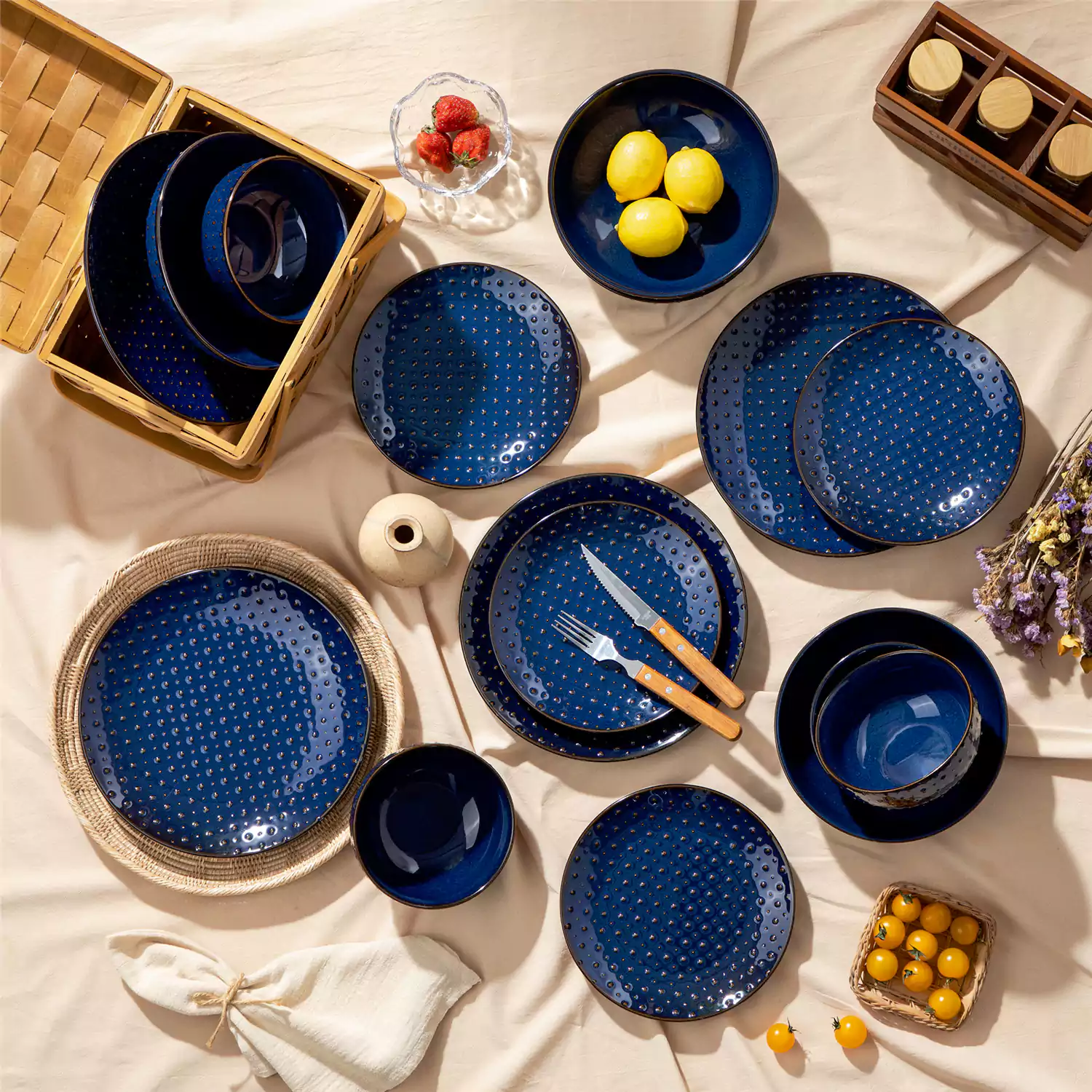 Lydia 16 Piece Starry Blue Dinnerware Set - Image 57