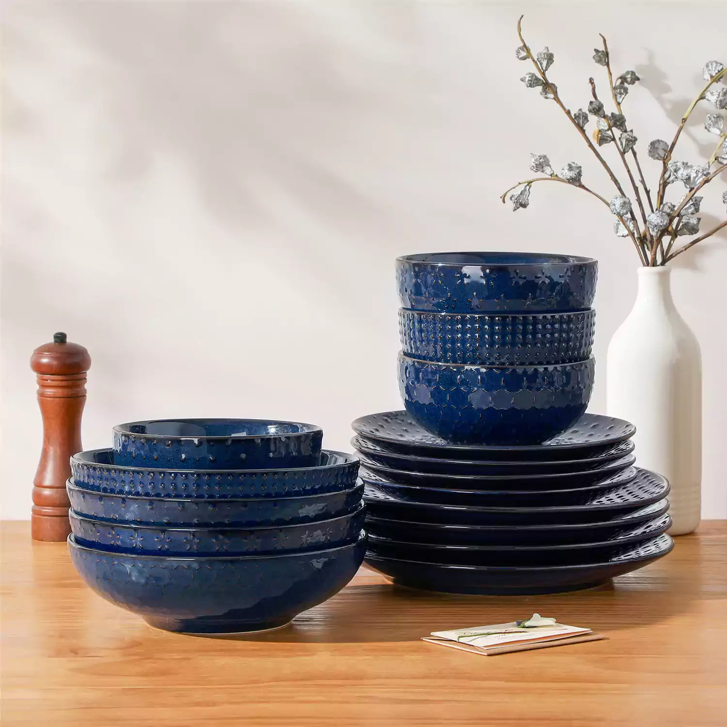 Lydia 16 Piece Starry Blue Dinnerware Set - Image 84