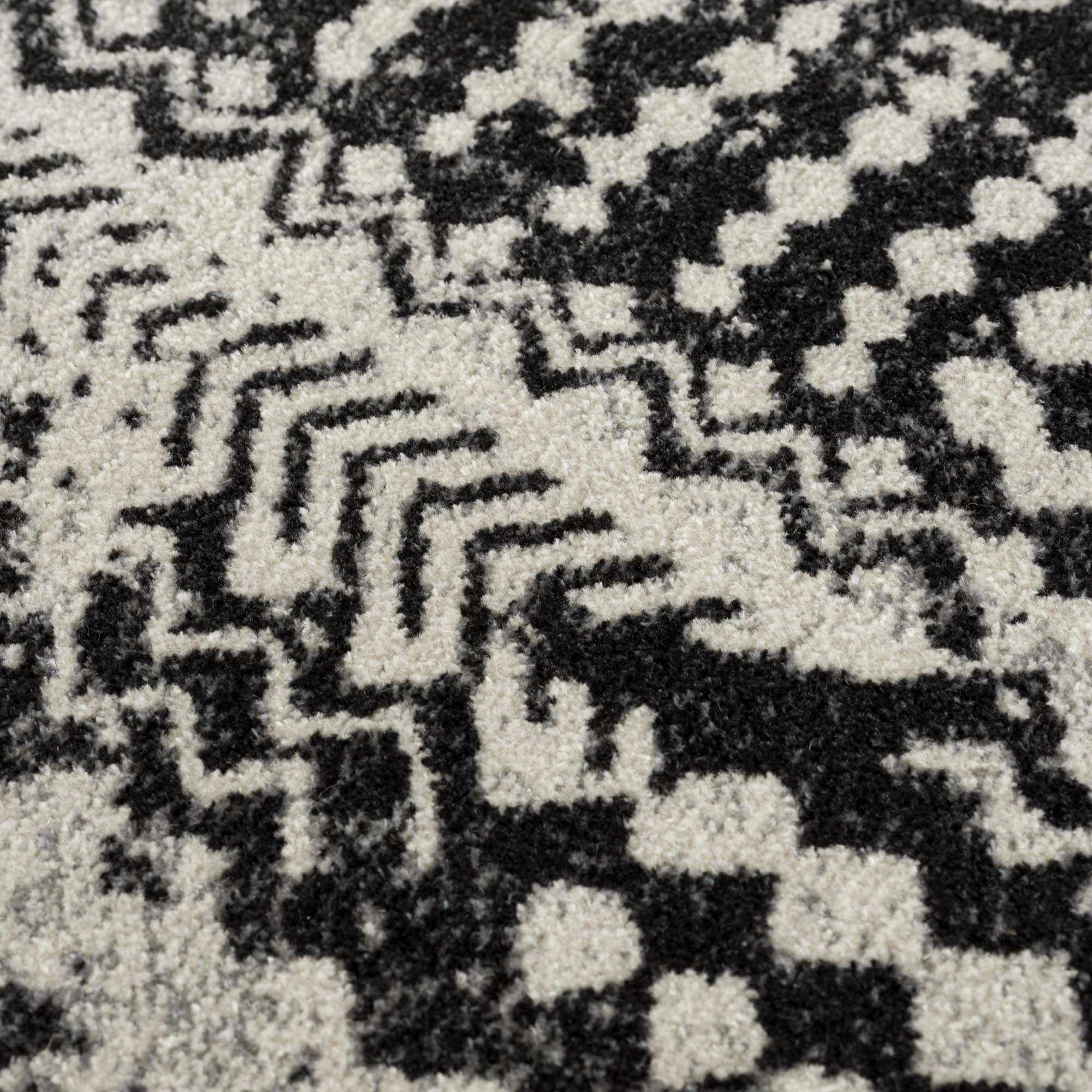 Lyssons Washable Area Rug - Image 16