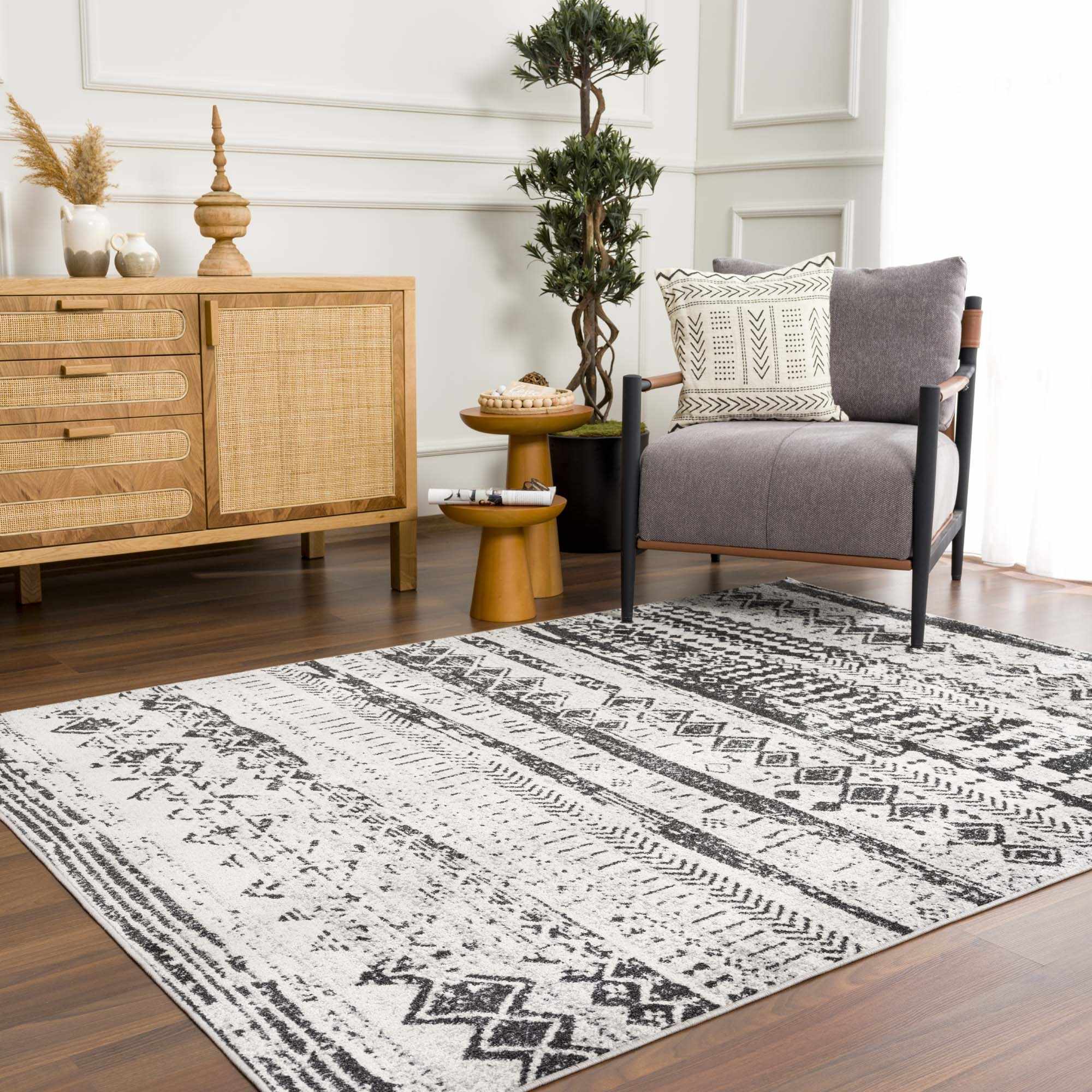 Lyssons Washable Area Rug - Image 4