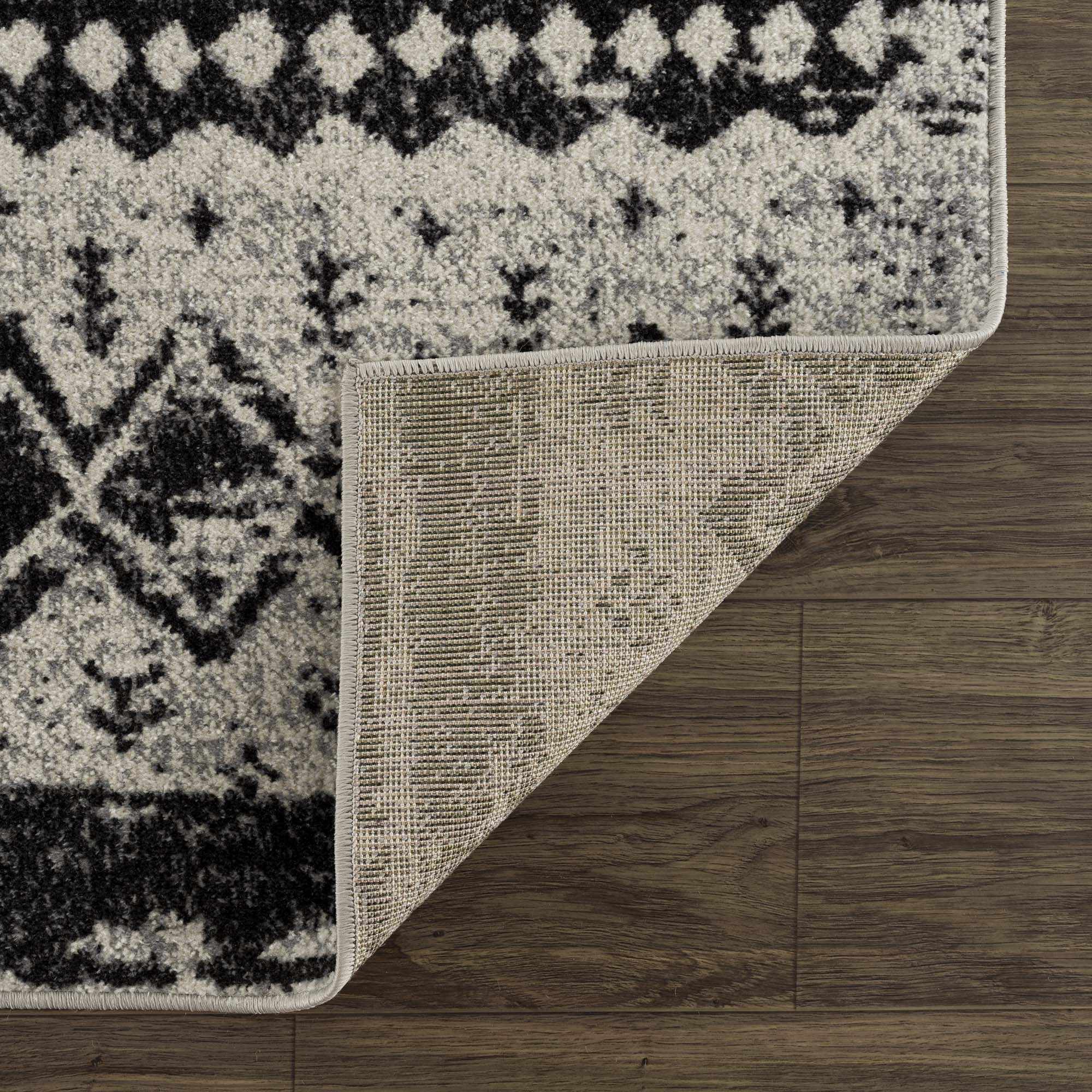 Lyssons Washable Area Rug - Image 5