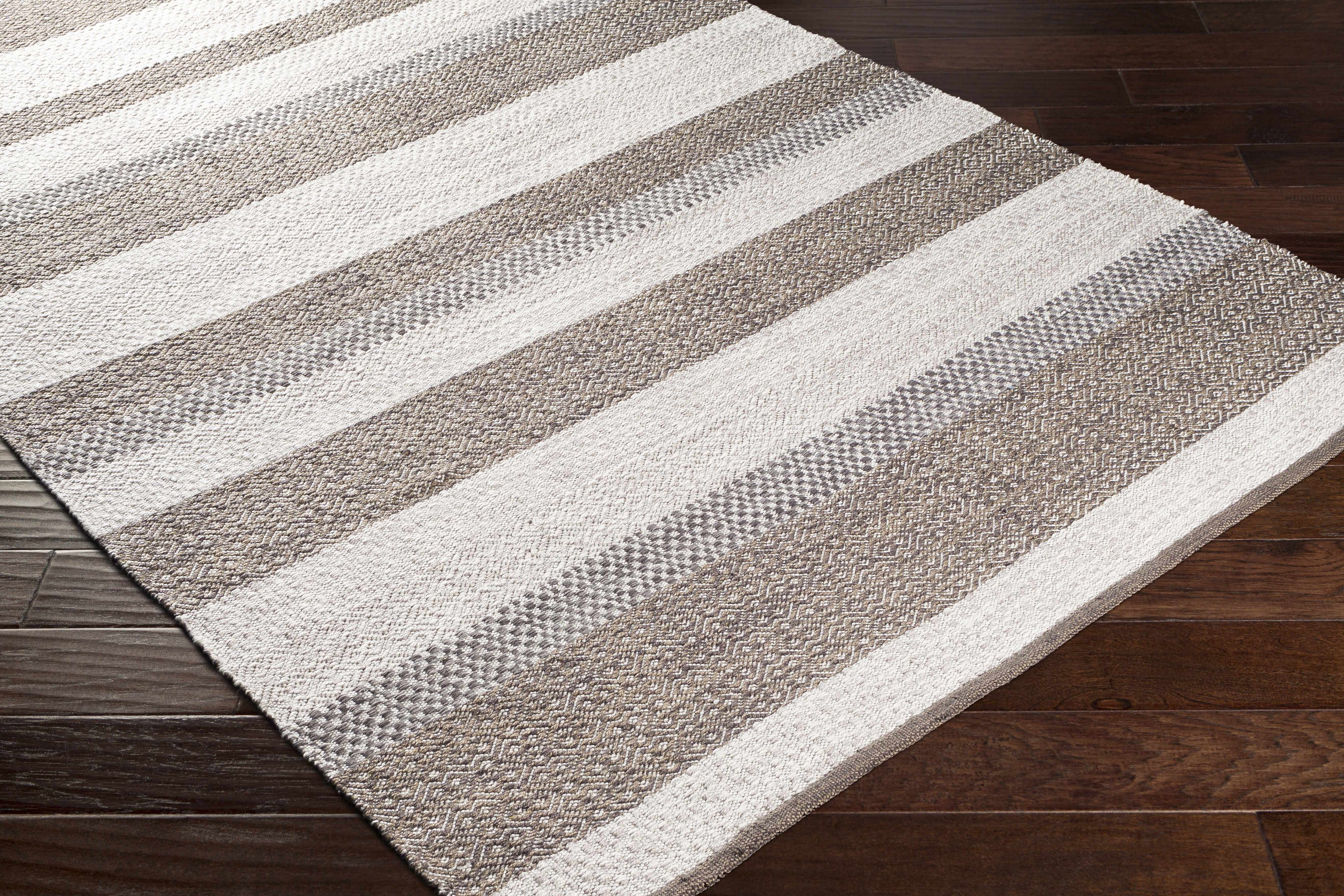 Maesteg Indoor & Outdoor Rug - Clearance - Image 8