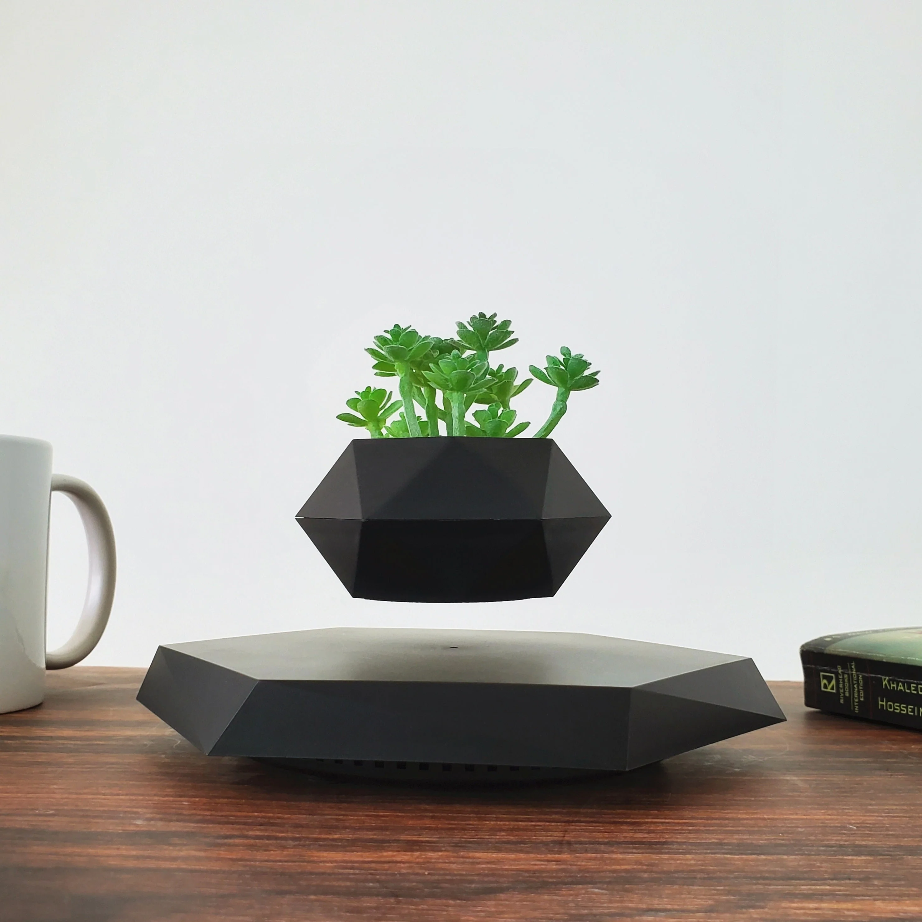 Magnetic Levitating Plant Pot – Rotating Floating Geometric Bonsai Planter Indoor - Image 11