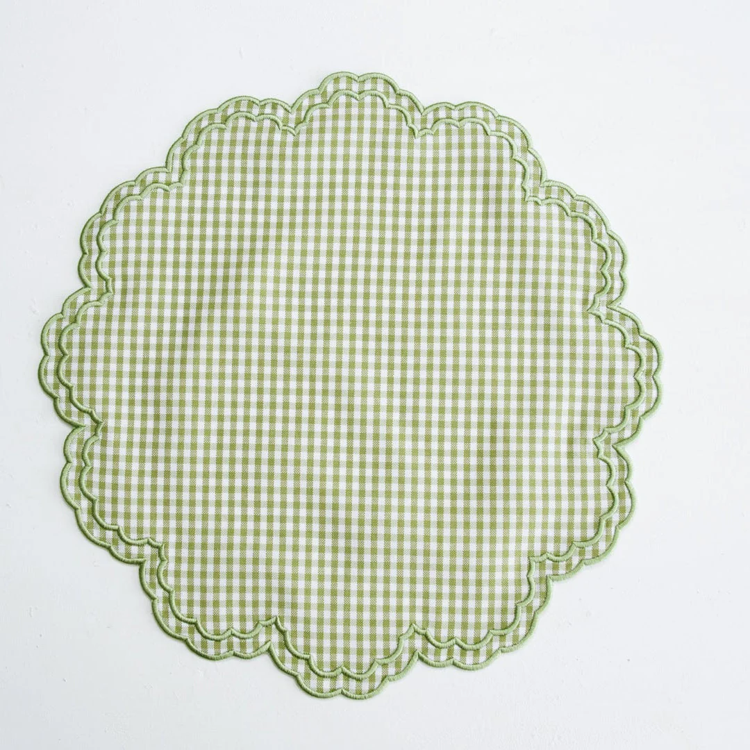 MAGNOLIA GINGHAM GREEN SCALLOPED FABRIC PLACEMAT NAPKIN SET - Image 2