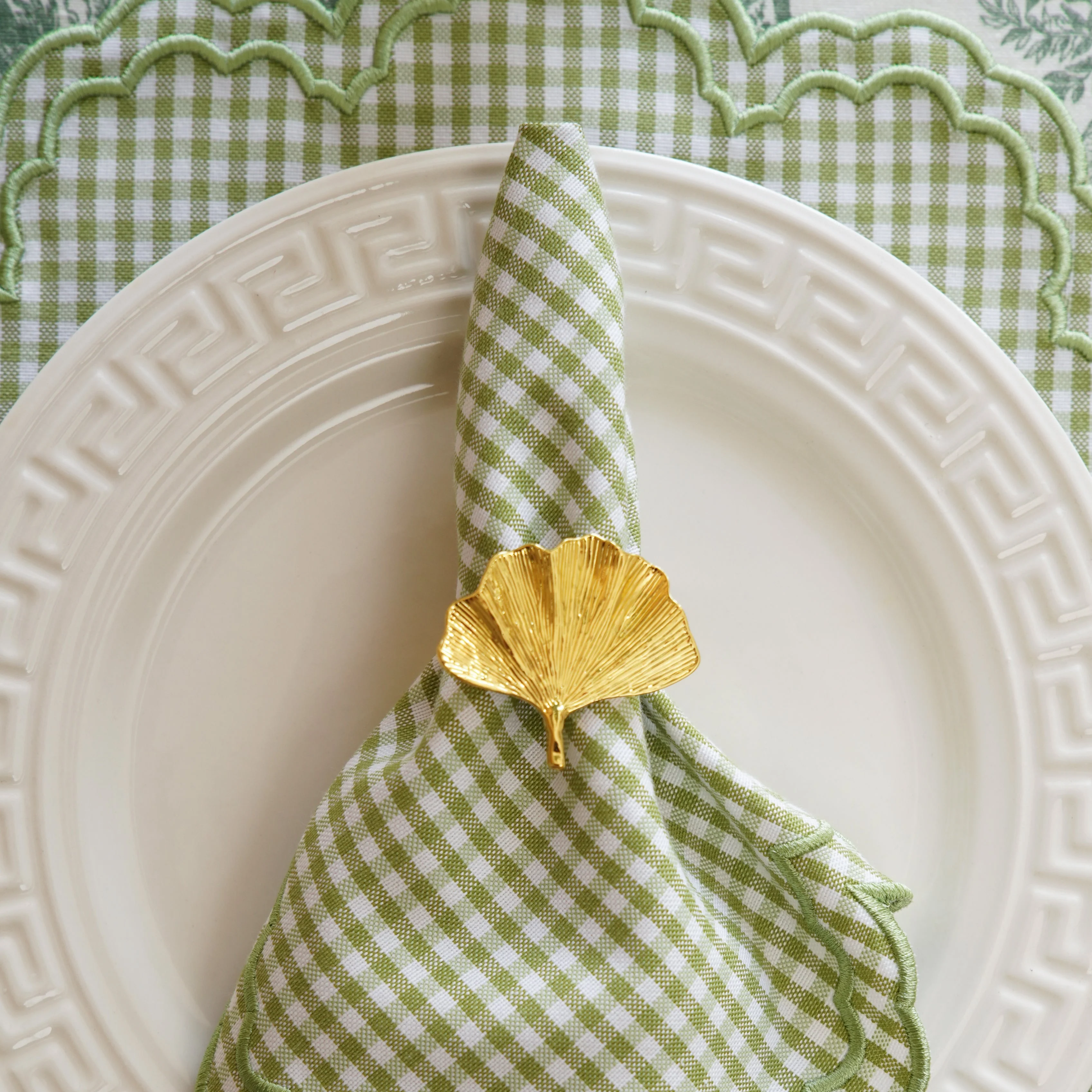 MAGNOLIA GINGHAM GREEN SCALLOPED FABRIC PLACEMAT NAPKIN SET - Image 6