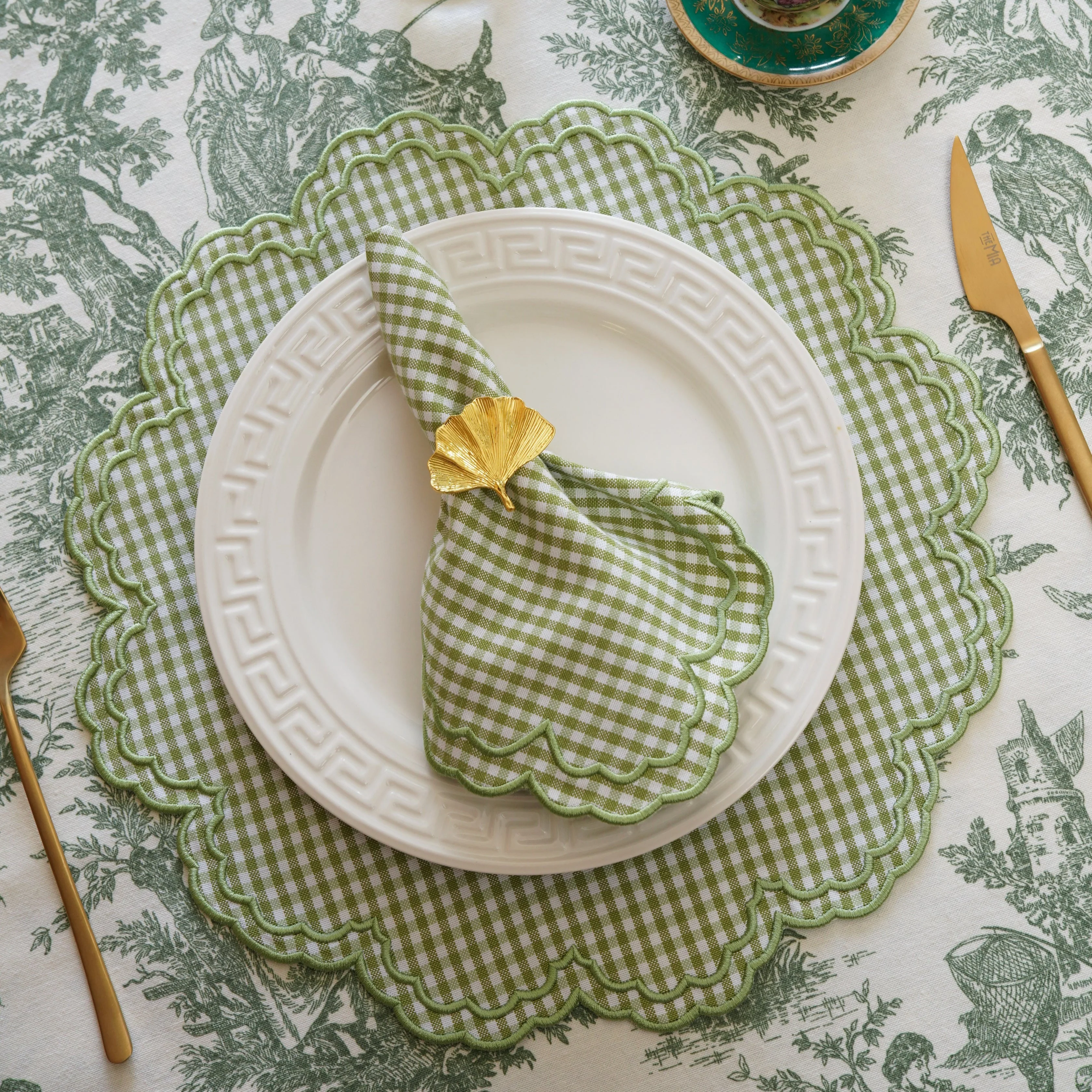 MAGNOLIA GINGHAM GREEN SCALLOPED FABRIC PLACEMAT NAPKIN SET - Image 7