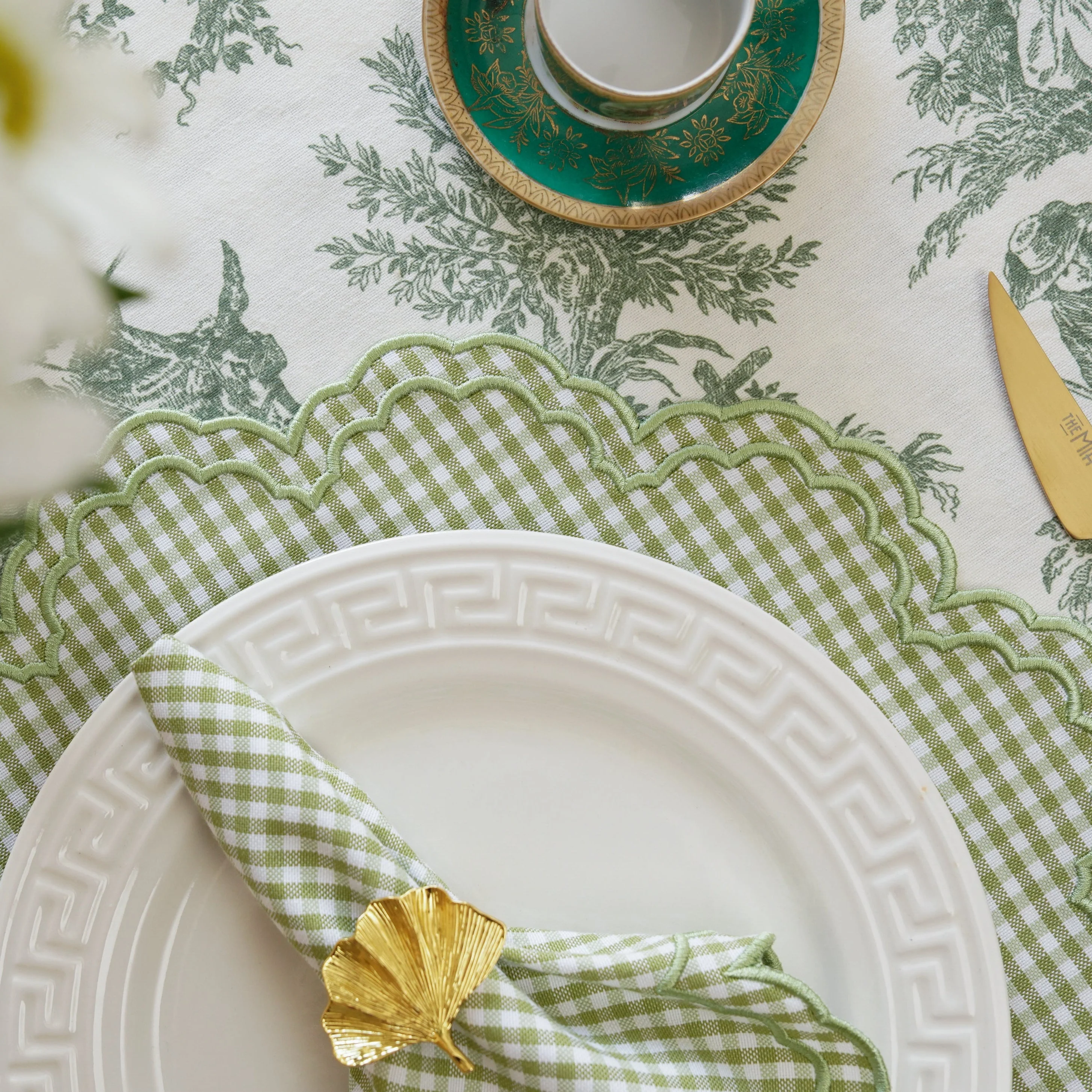 MAGNOLIA GINGHAM GREEN SCALLOPED FABRIC PLACEMAT NAPKIN SET - Image 8